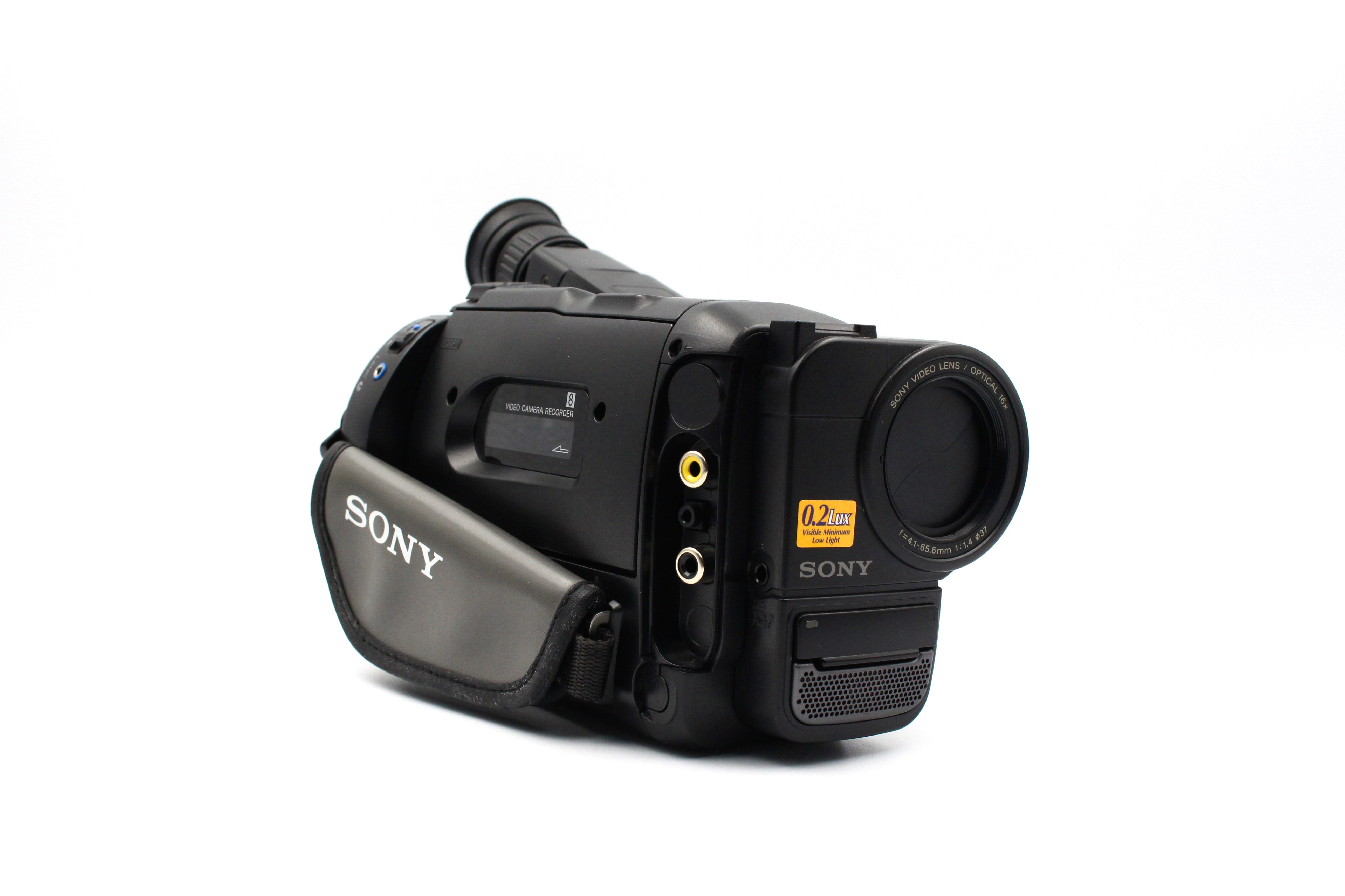 Sony CCD-TR411E Hi8 Video8 Analog Tape Video Camcorder Camera Handycam - Tested Bundle Excellent