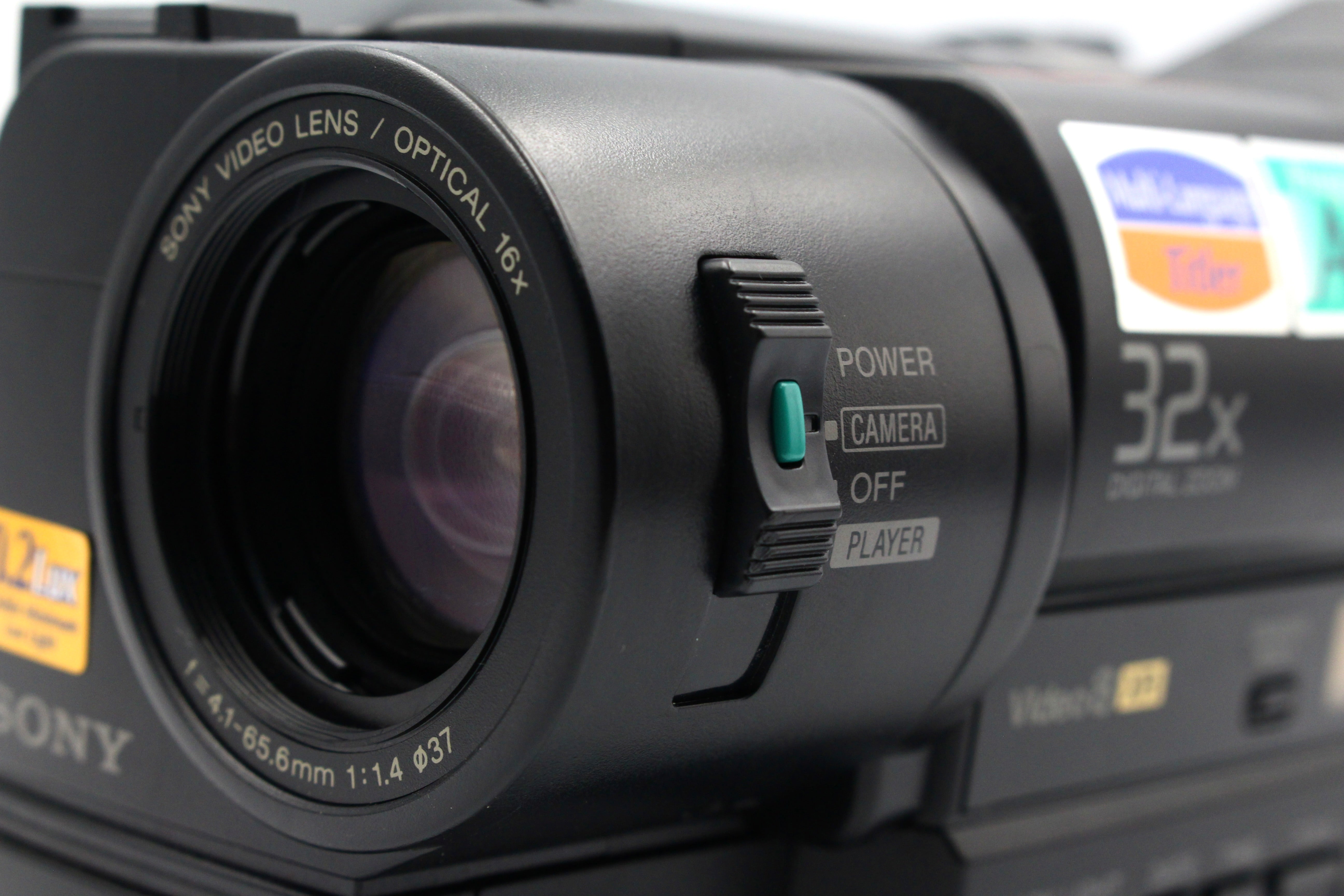 Sony CCD-TR411E Hi8 Video8 Analog Tape Video Camcorder Camera Handycam - Tested Bundle Excellent