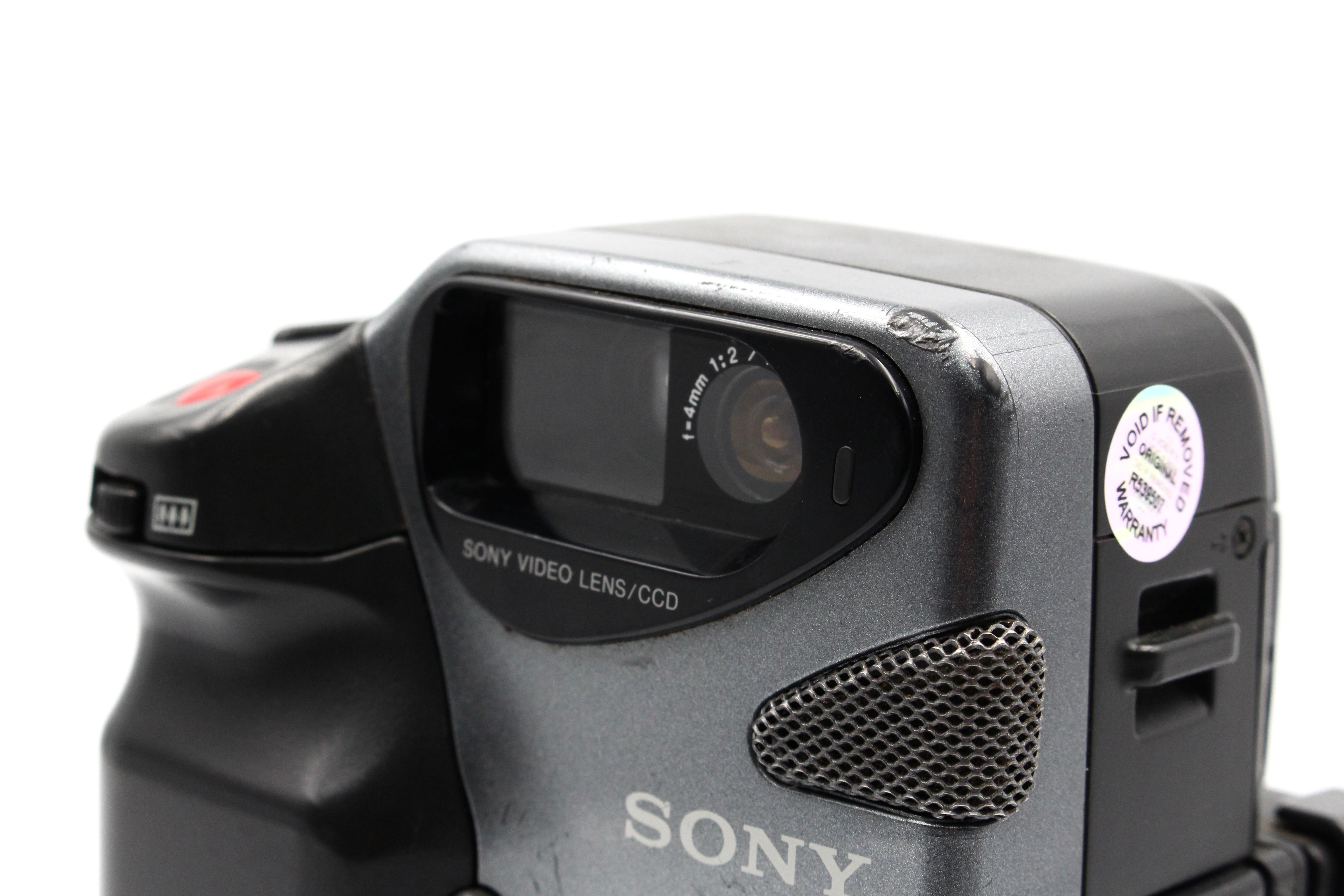 Sony CCD-SC5E Video8 Analog Video Camcorder Camera