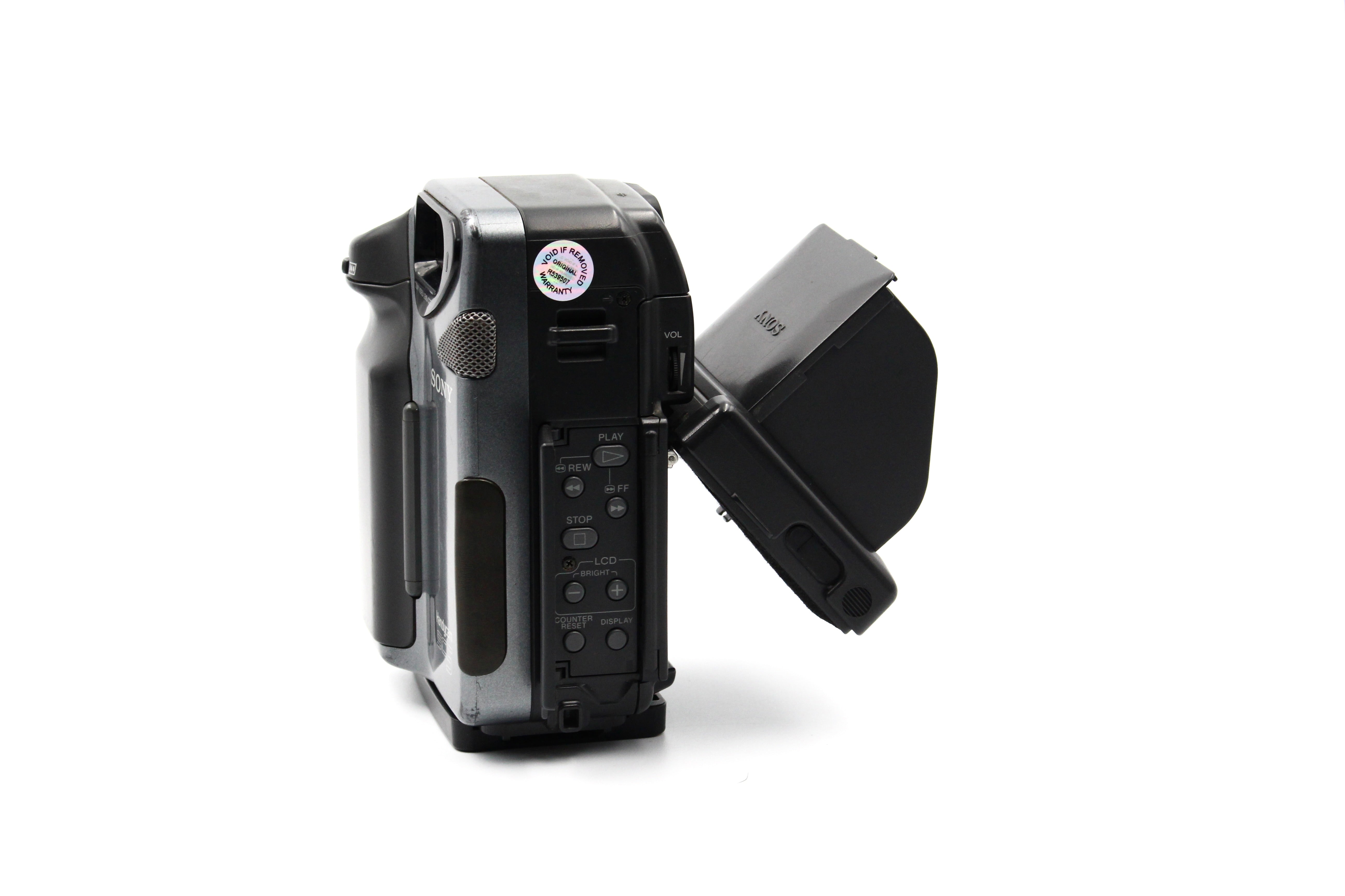 Sony CCD-SC5E Video8 Analog Video Camcorder Camera