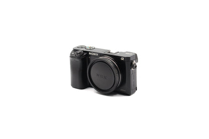Sony A6000 Mirrorless Digital Camera Body