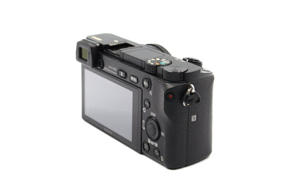 Sony A6000 Mirrorless Digital Camera Body