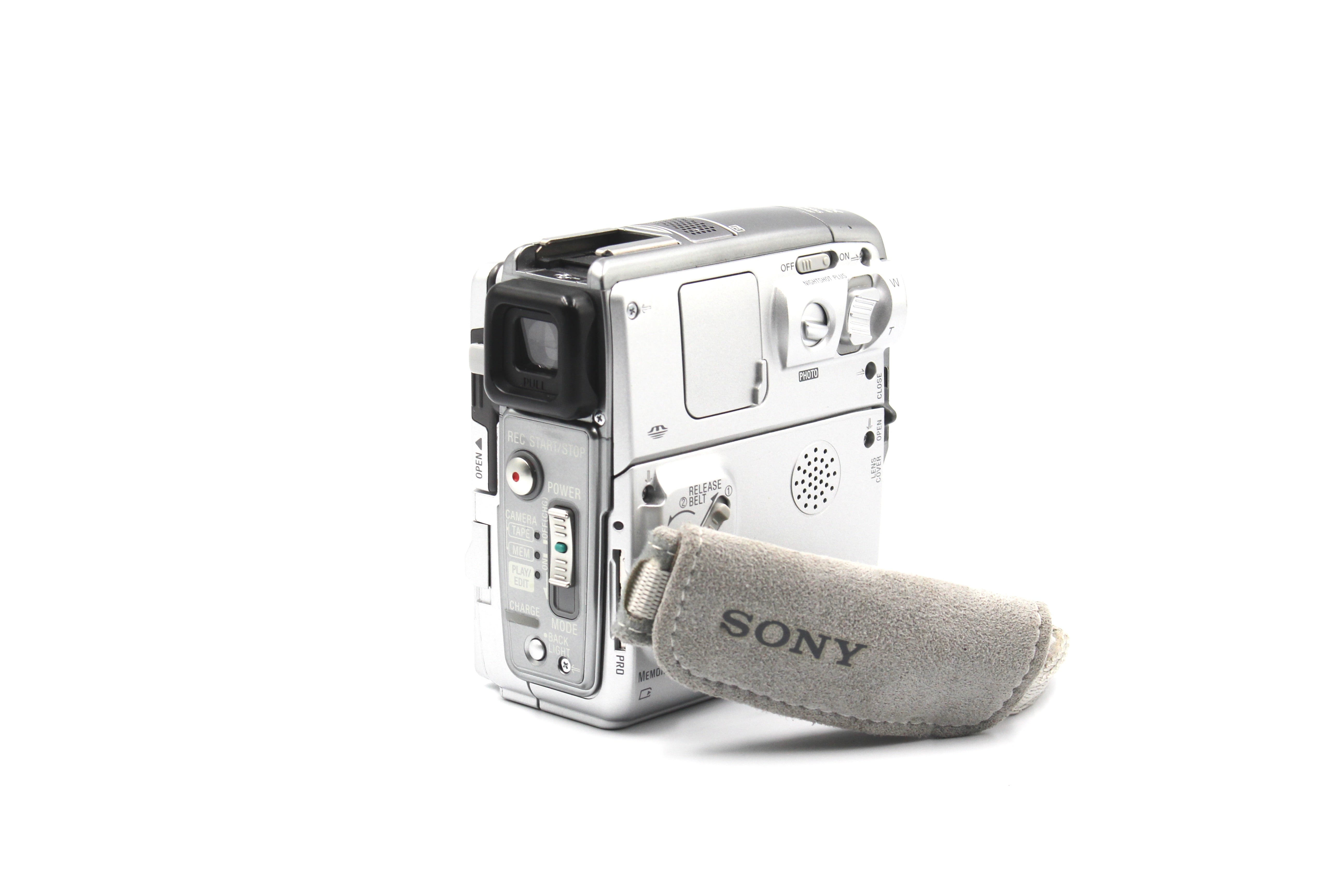 Sony DCR-PC109E MiniDV Handycam Digital Video Camcorder Camera - Tested Bundle Excellent