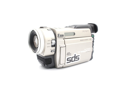 Sony DCR-TRV900E MiniDV Digital Video Camcorder