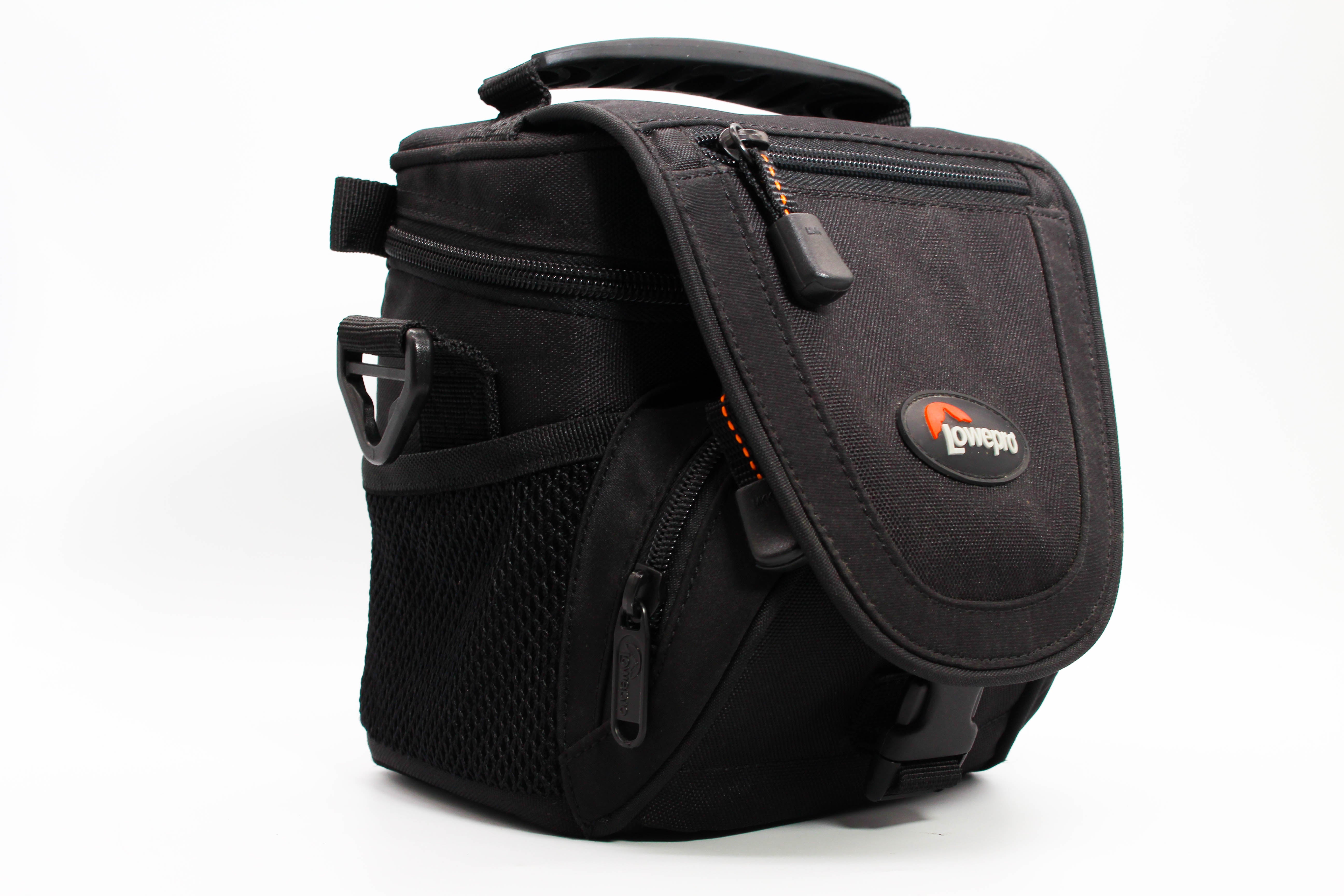 Lowepro Nova Micro AW Small Camera Carry Pouch Bag For Camcorders Digicam Compact Cameras Black - Excellent