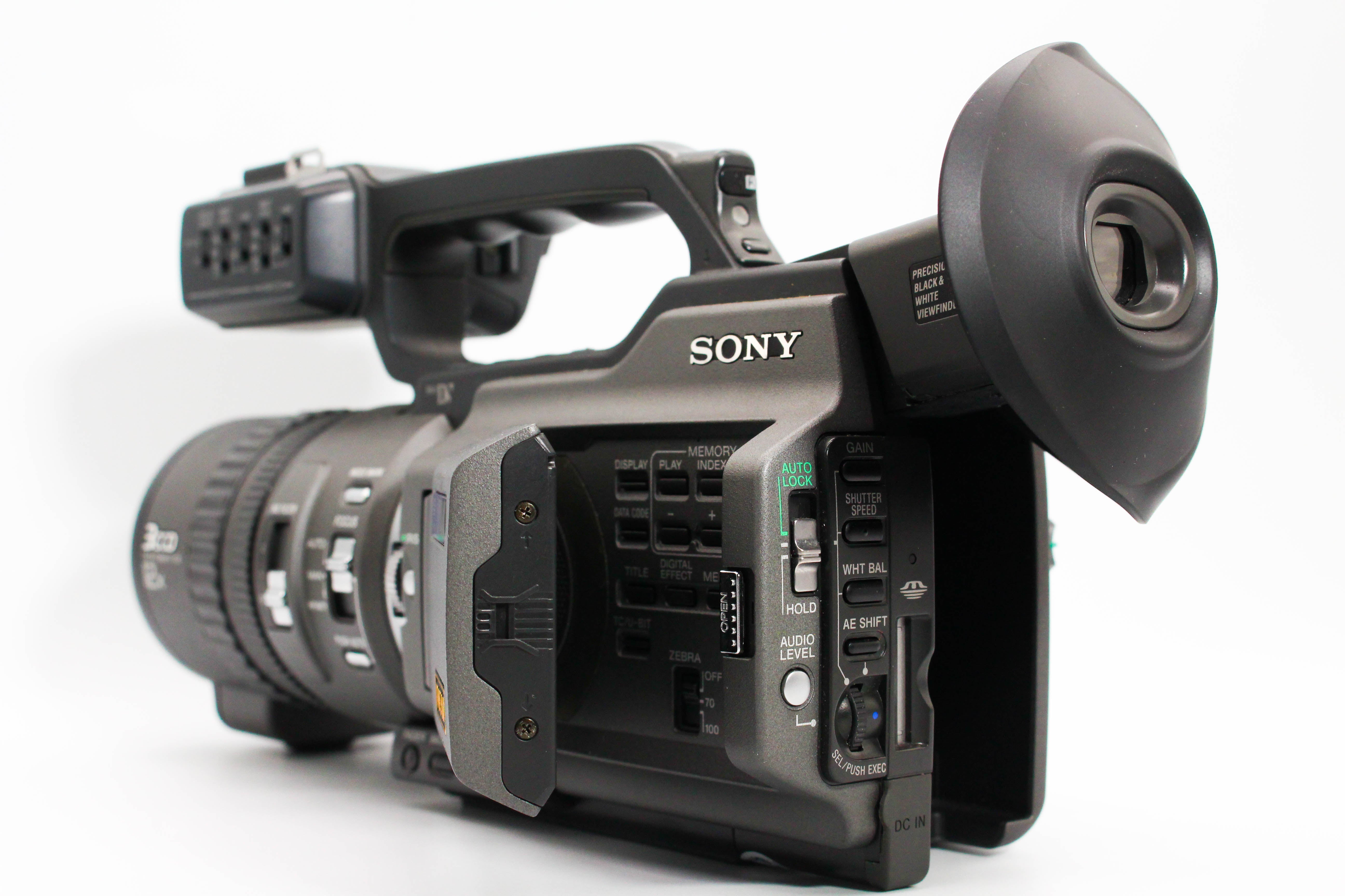 Sony DSR-PD150P MiniDV Digital Video Handycam Camcorder Camera - Tested Bundle Excellent