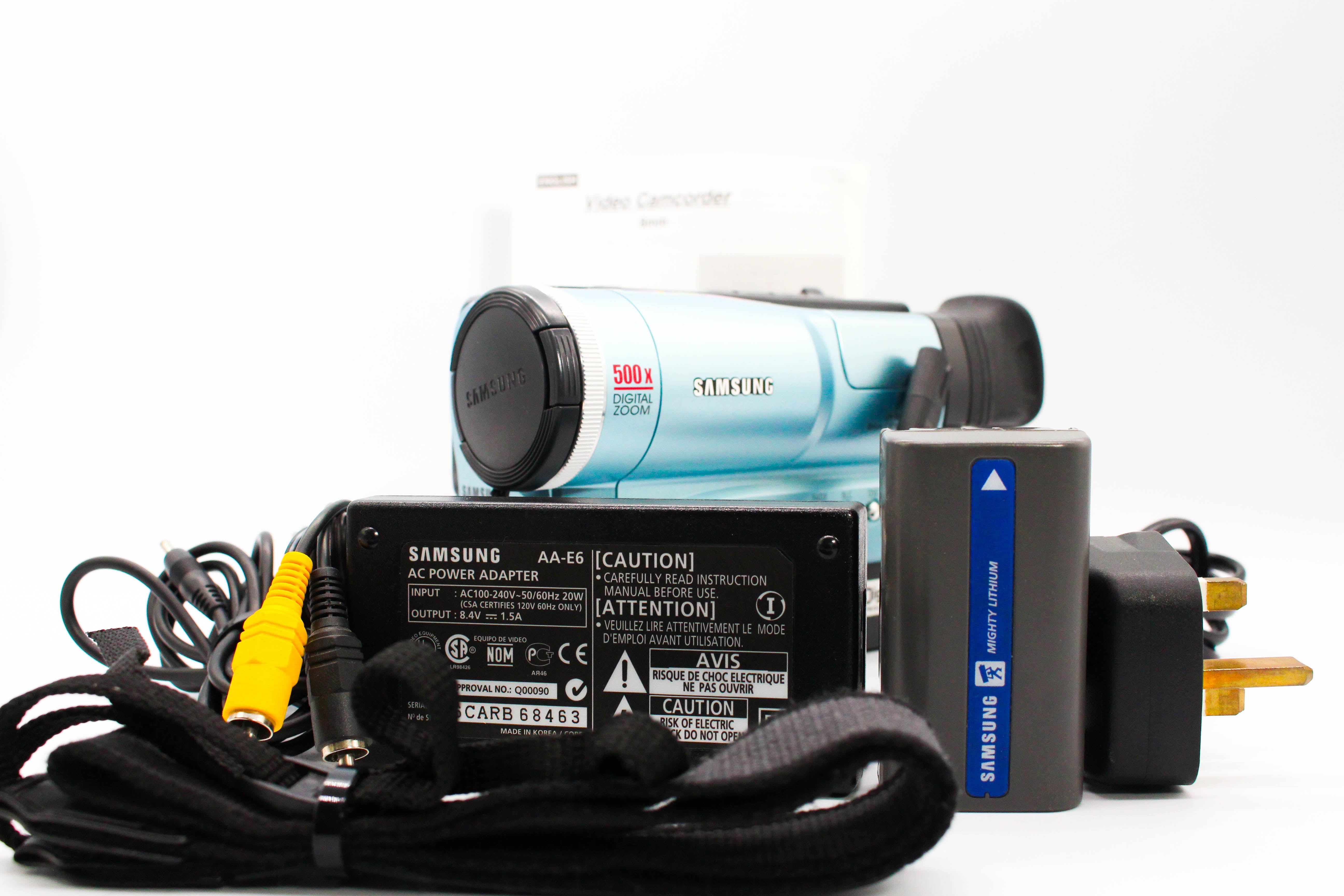 Samsung VP-W60B Video8 8mm Handycam Camcorder Camera (Read) - Tested Bundle Excellent