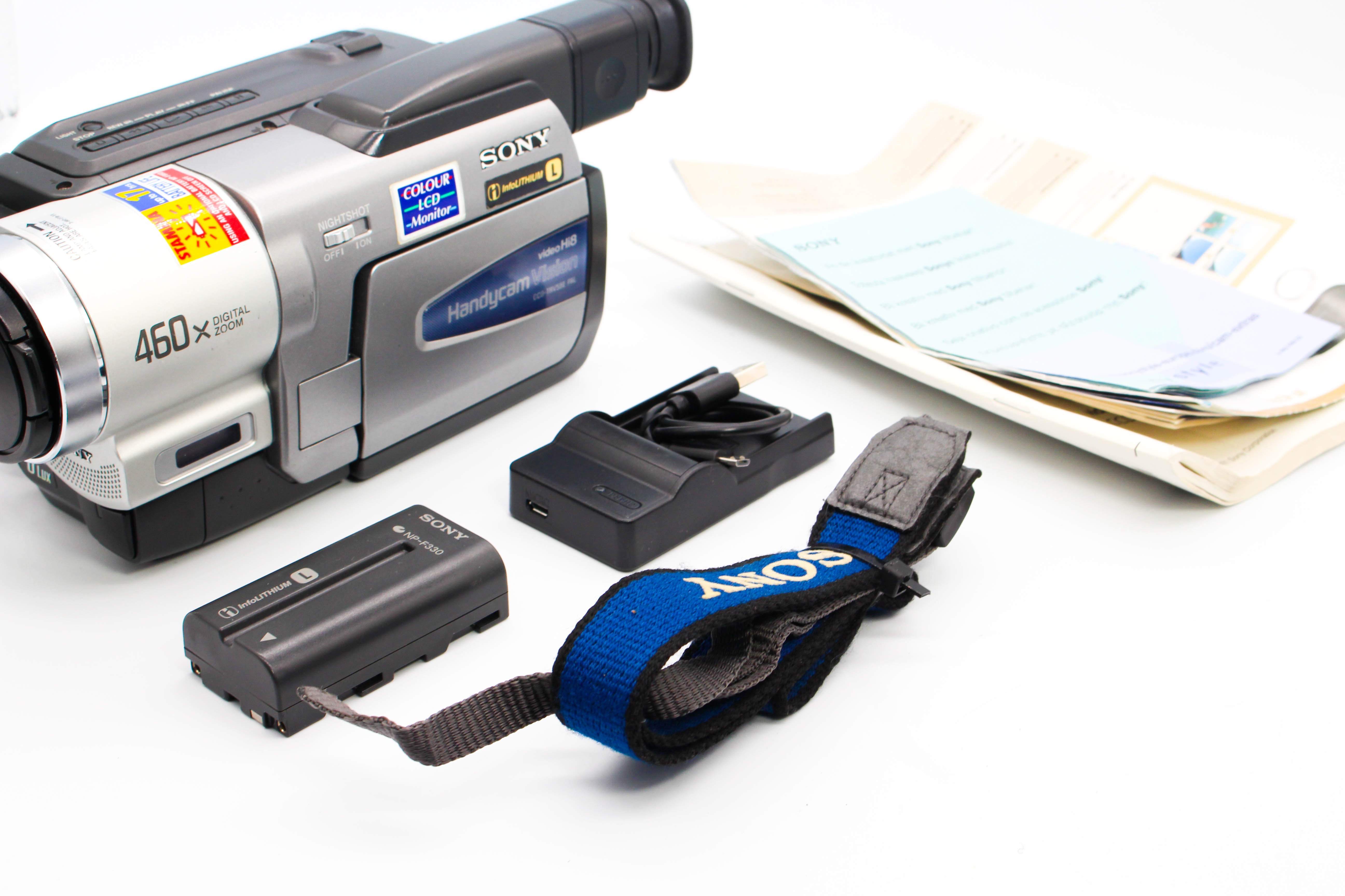 Sony CCD-TRV58E Hi8 Video8 8mm Analog Video Handycam Camcorder Camera - Tested Bundle Excellent