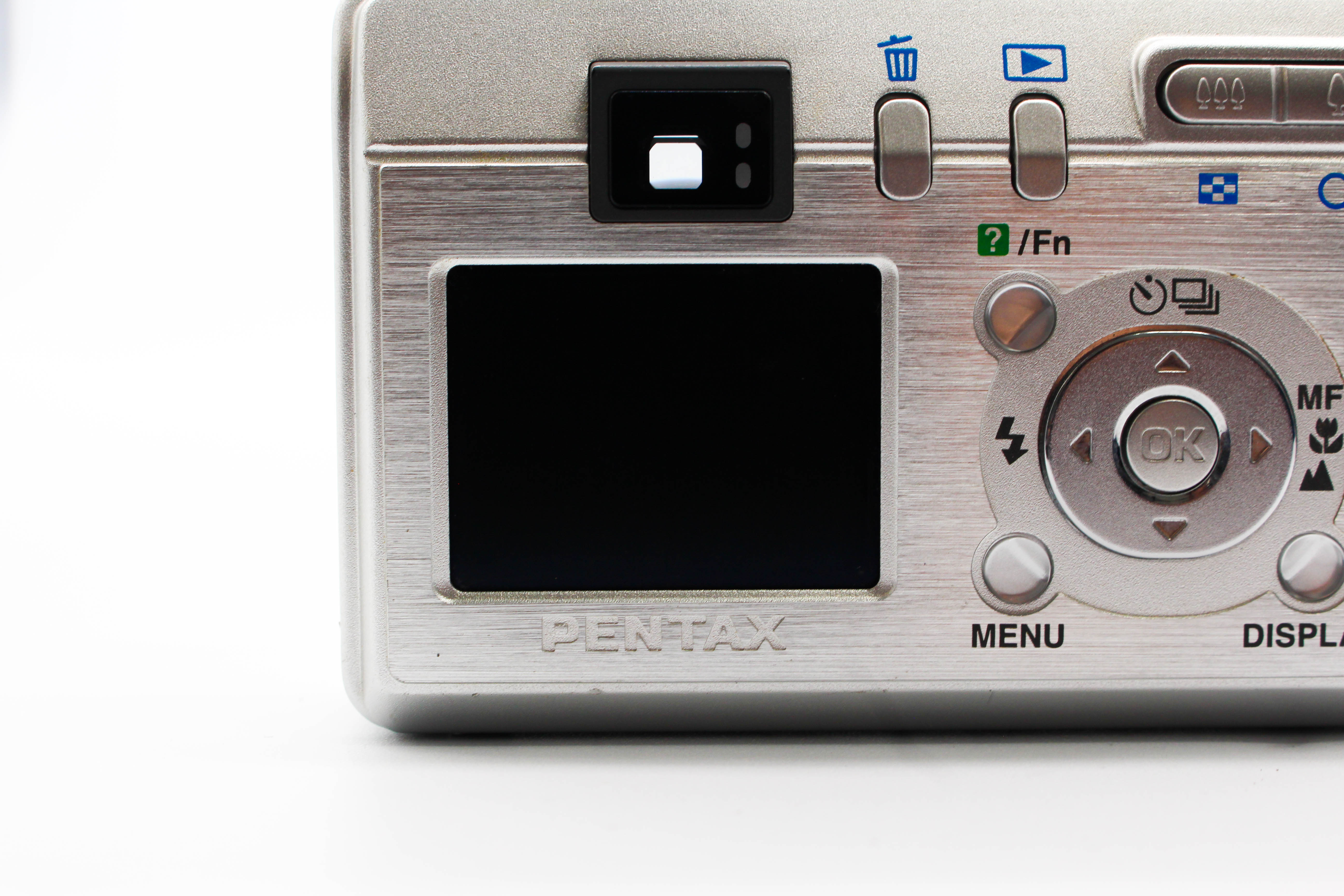 Pentax Optio S40 SD Card Compact Digital Photo Video Retro Camera Digicam (Read) - Tested Bundle