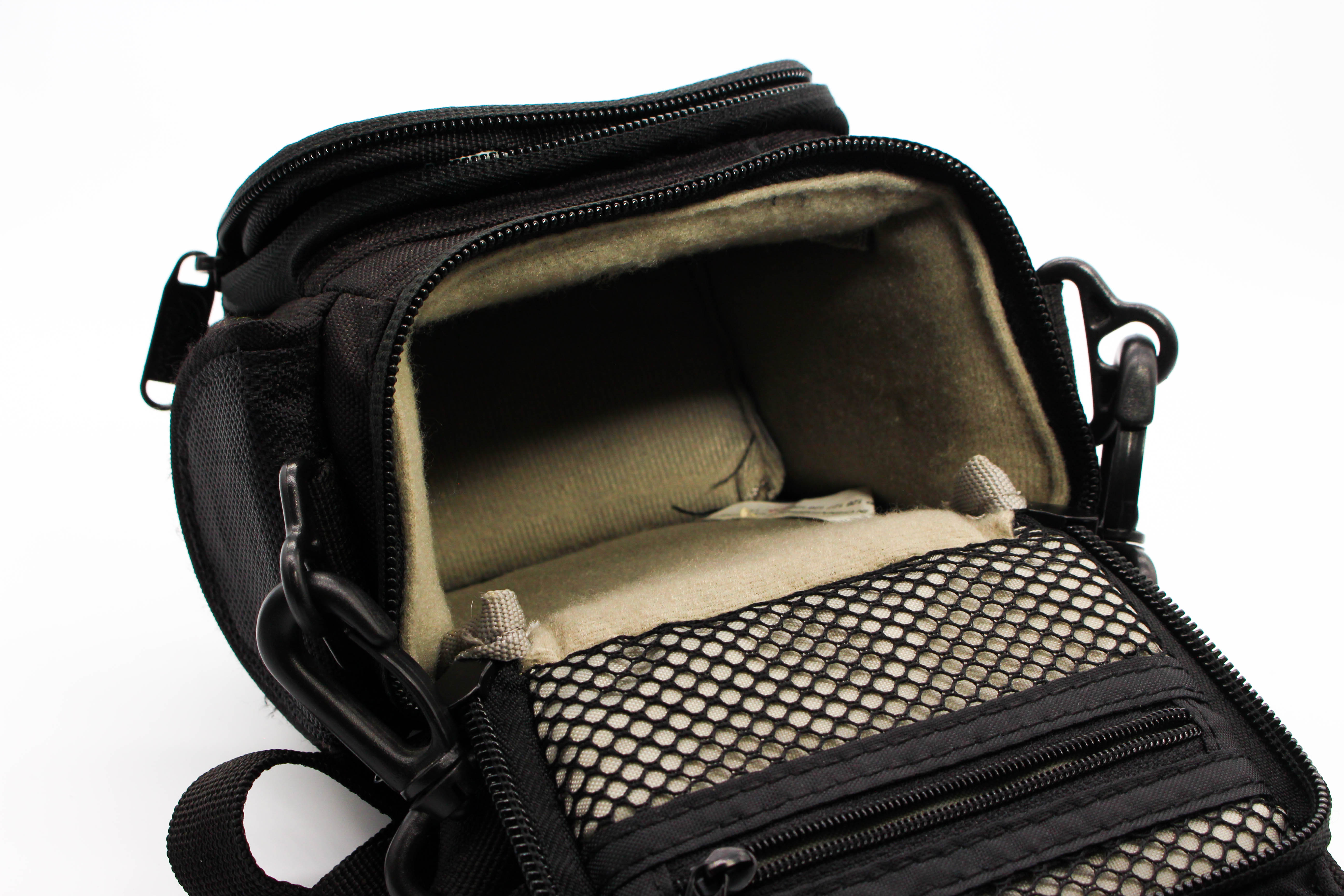 Lowepro Edit 100 Small Camera Carry Pouch Bag For Digicam Compact Cameras Black - Excellent