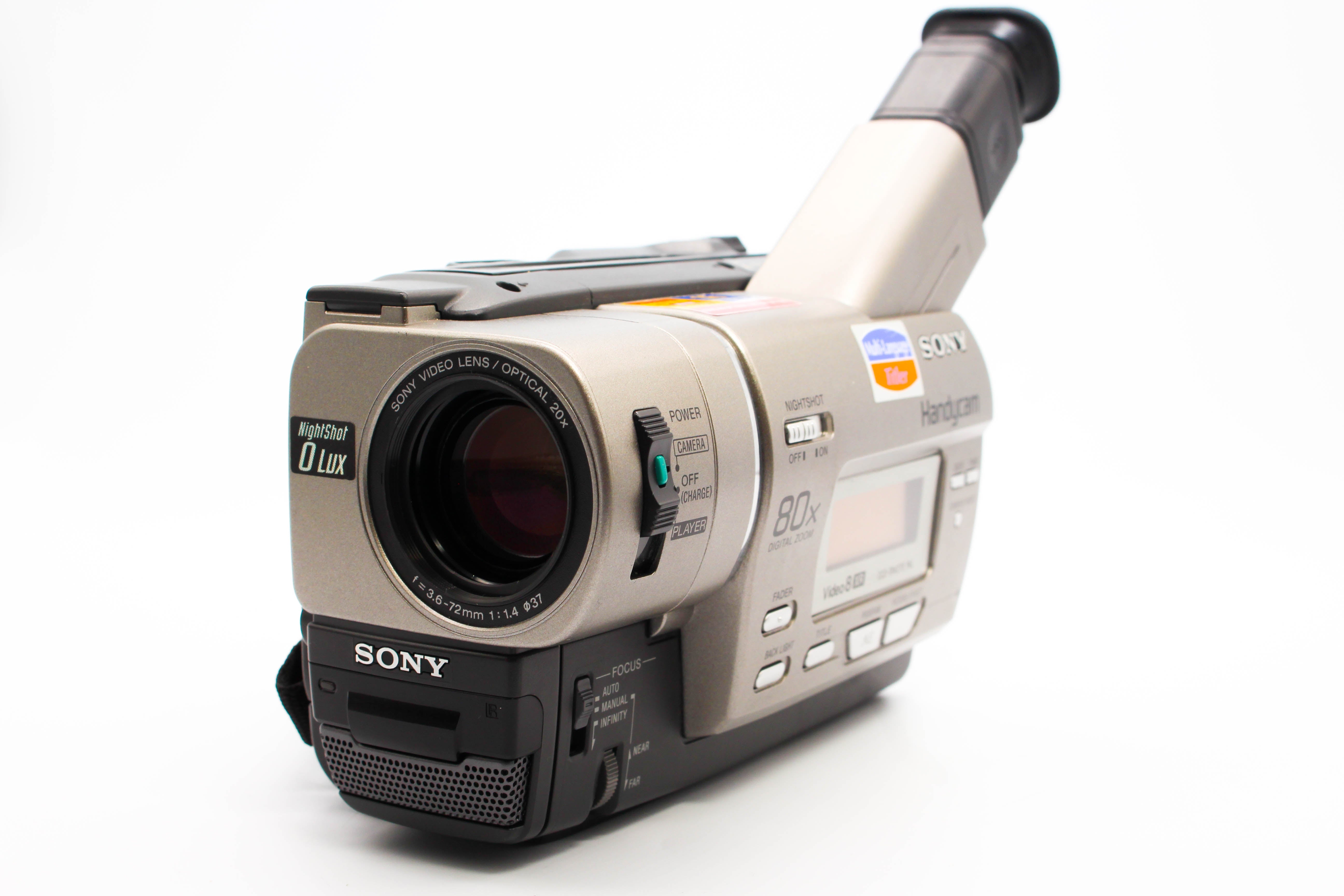 Sony CCD-TR427E Video8 XR 8mm Handycam Video Camcorder Camera - Tested Bundle Excellent