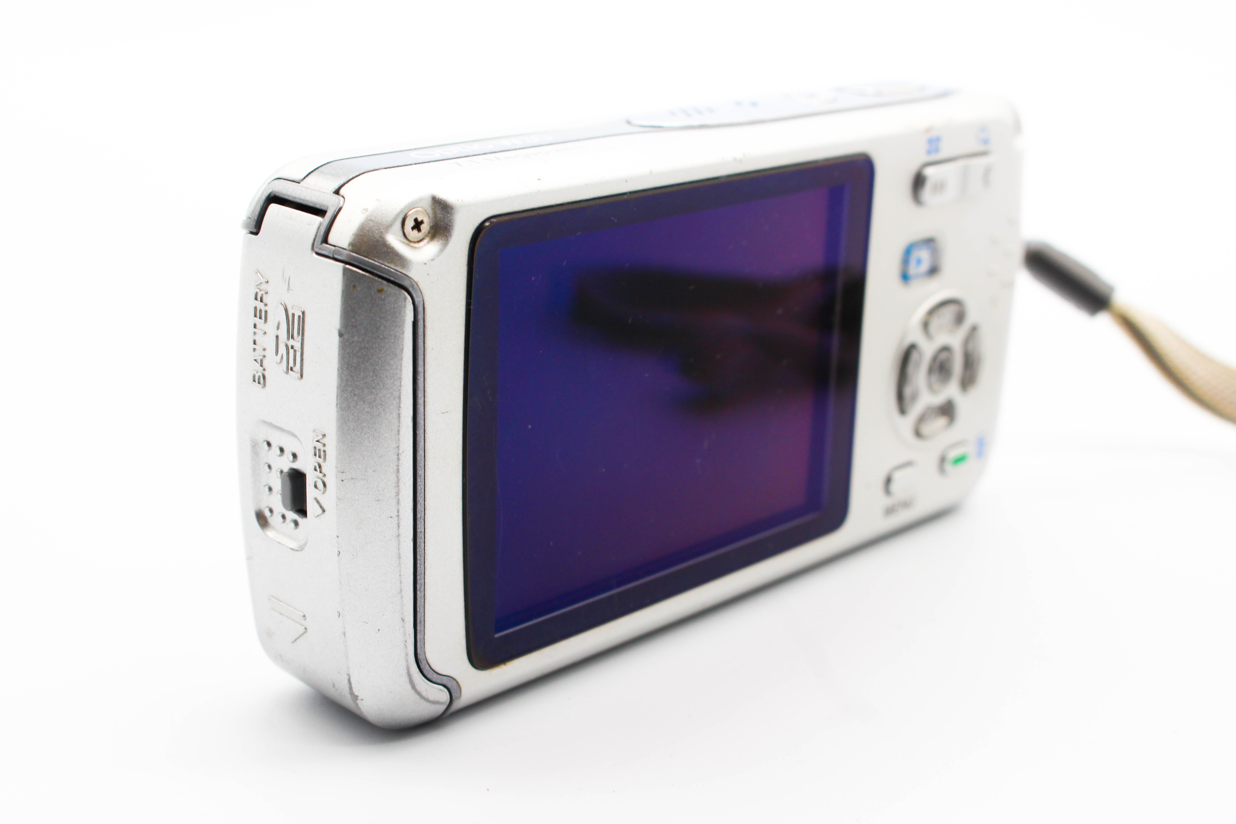 Pentax Optio W30 SD Card Compact Digital Photo Video Camera Digicam (Read) - Tested Bundle