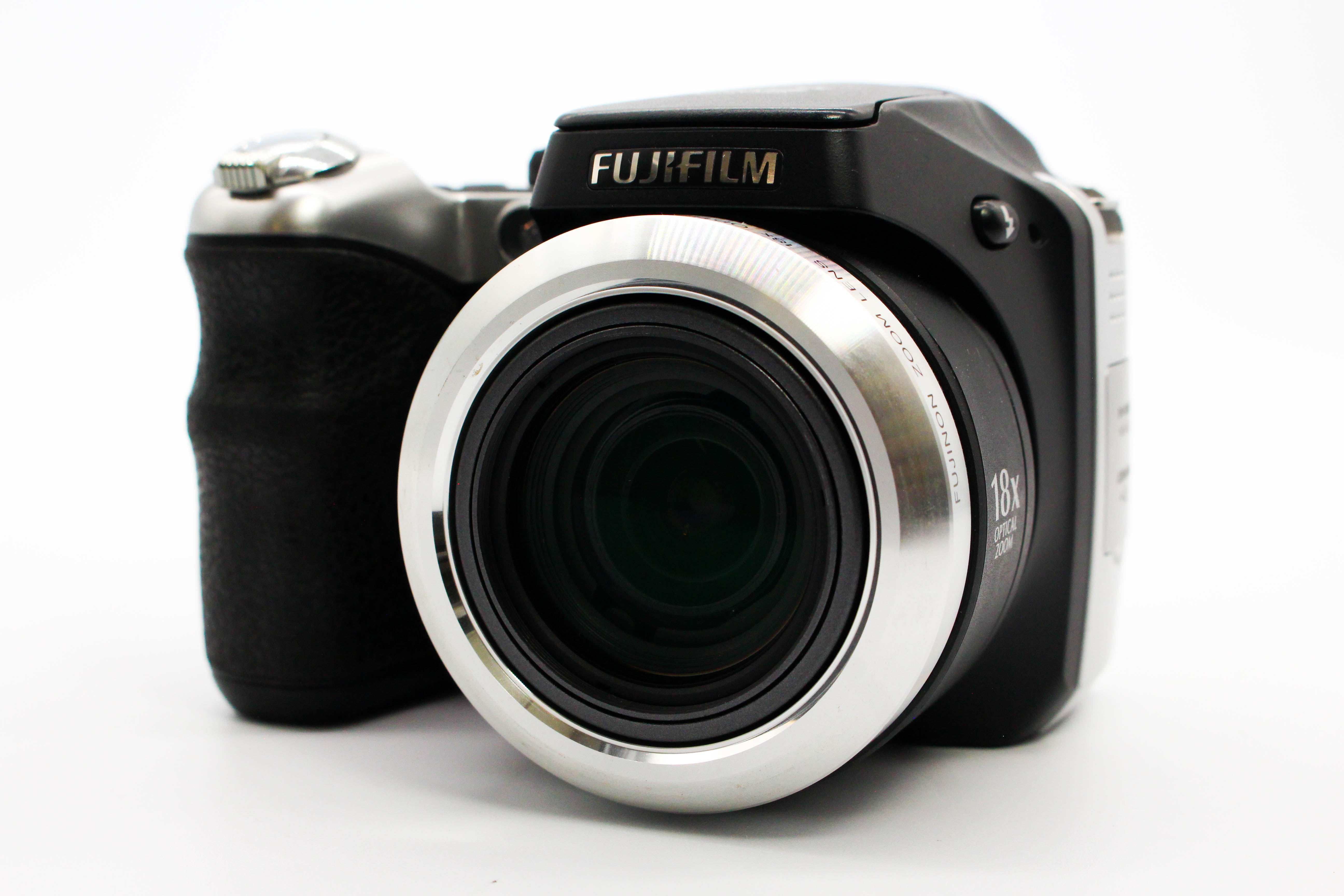 FujiFilm FinePix S8000FD Digital Compact Bridge Camera Digicam - Tested Bundle Excellent