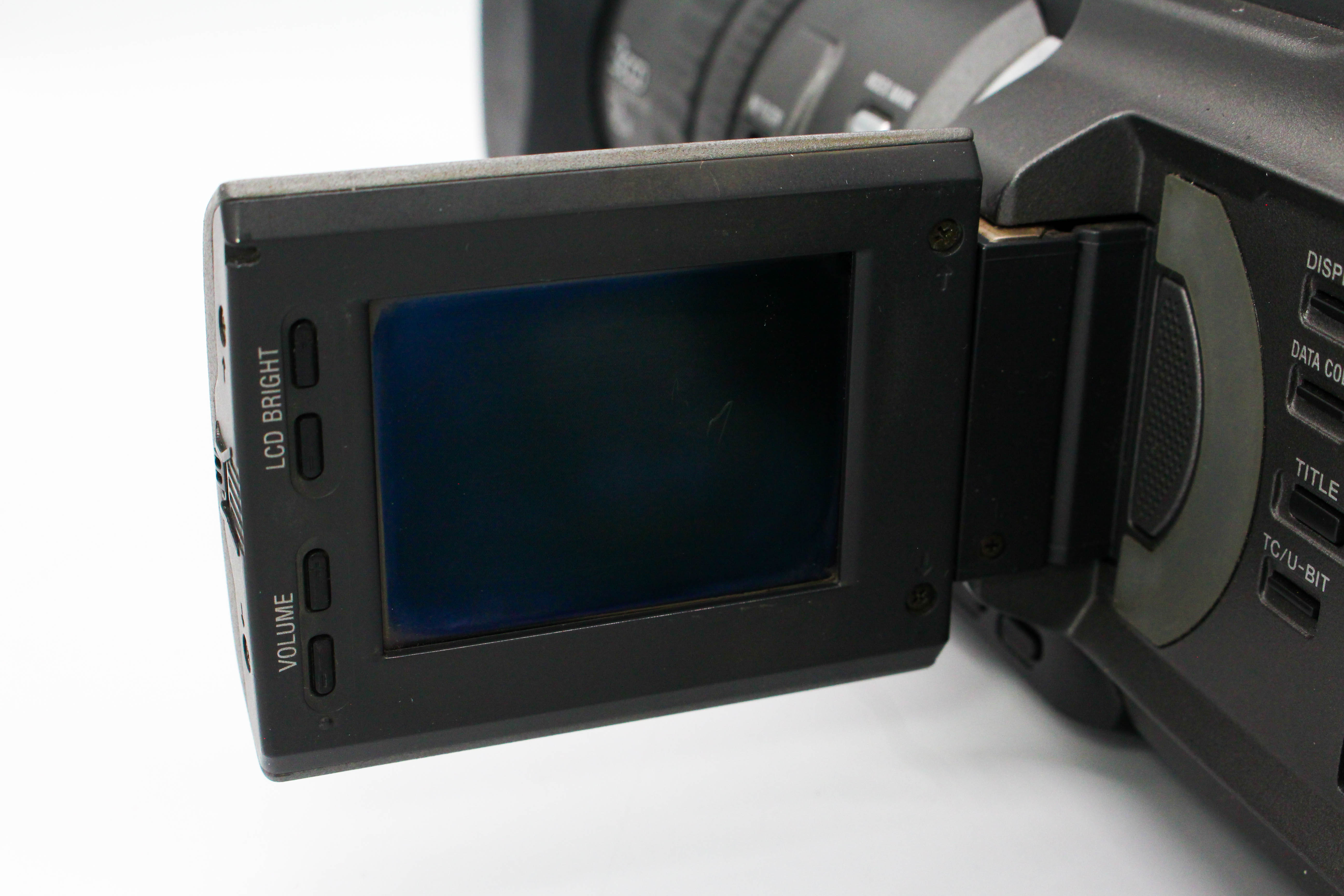 Sony DSR-PD150P MiniDV Digital Video Handycam Camcorder Camera (Read) - Tested Bundle Good