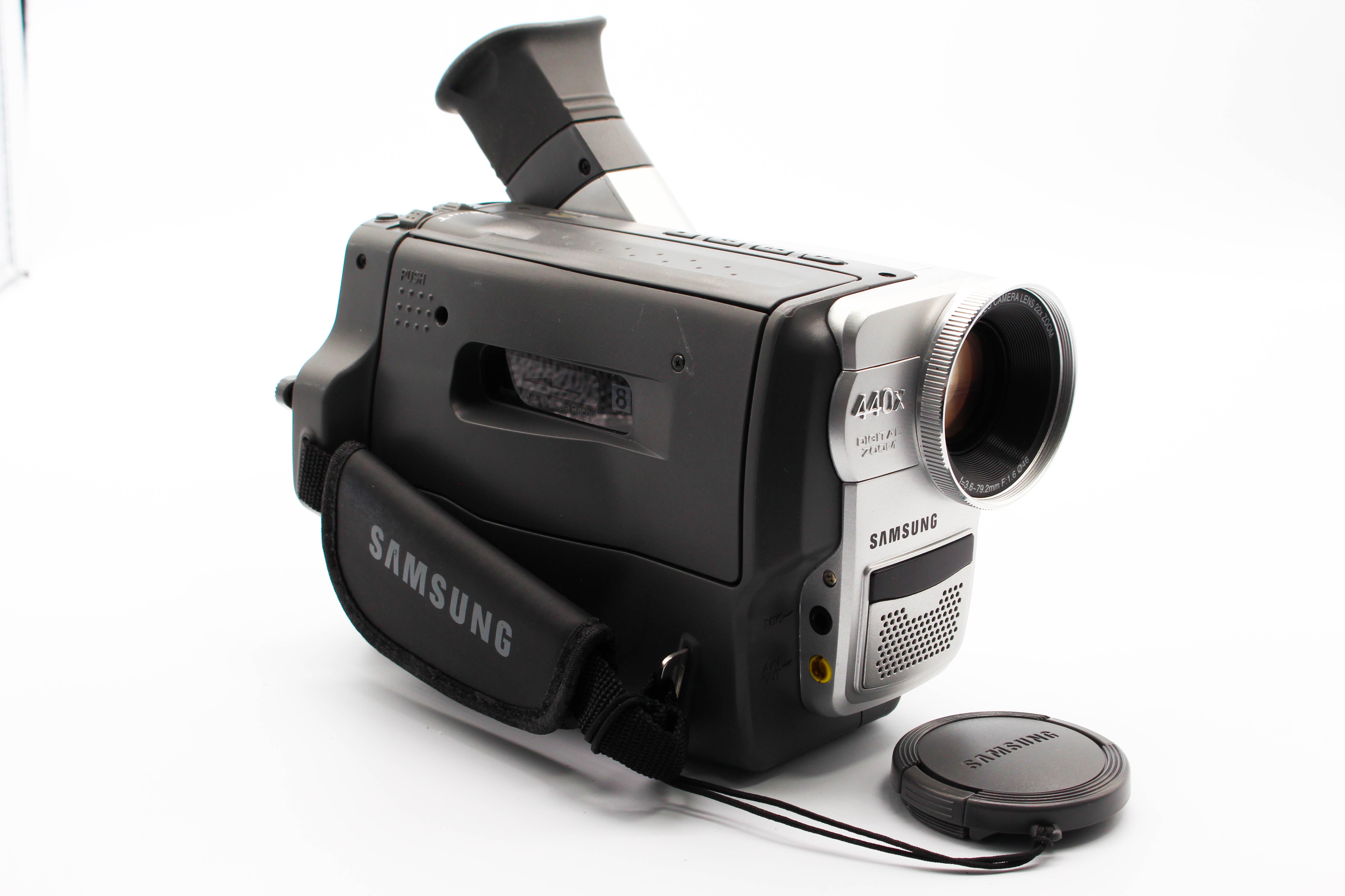 Samsung VP-M51 8mm Handycam Camera Analog Video Camcorder - Tested Bundle Excellent