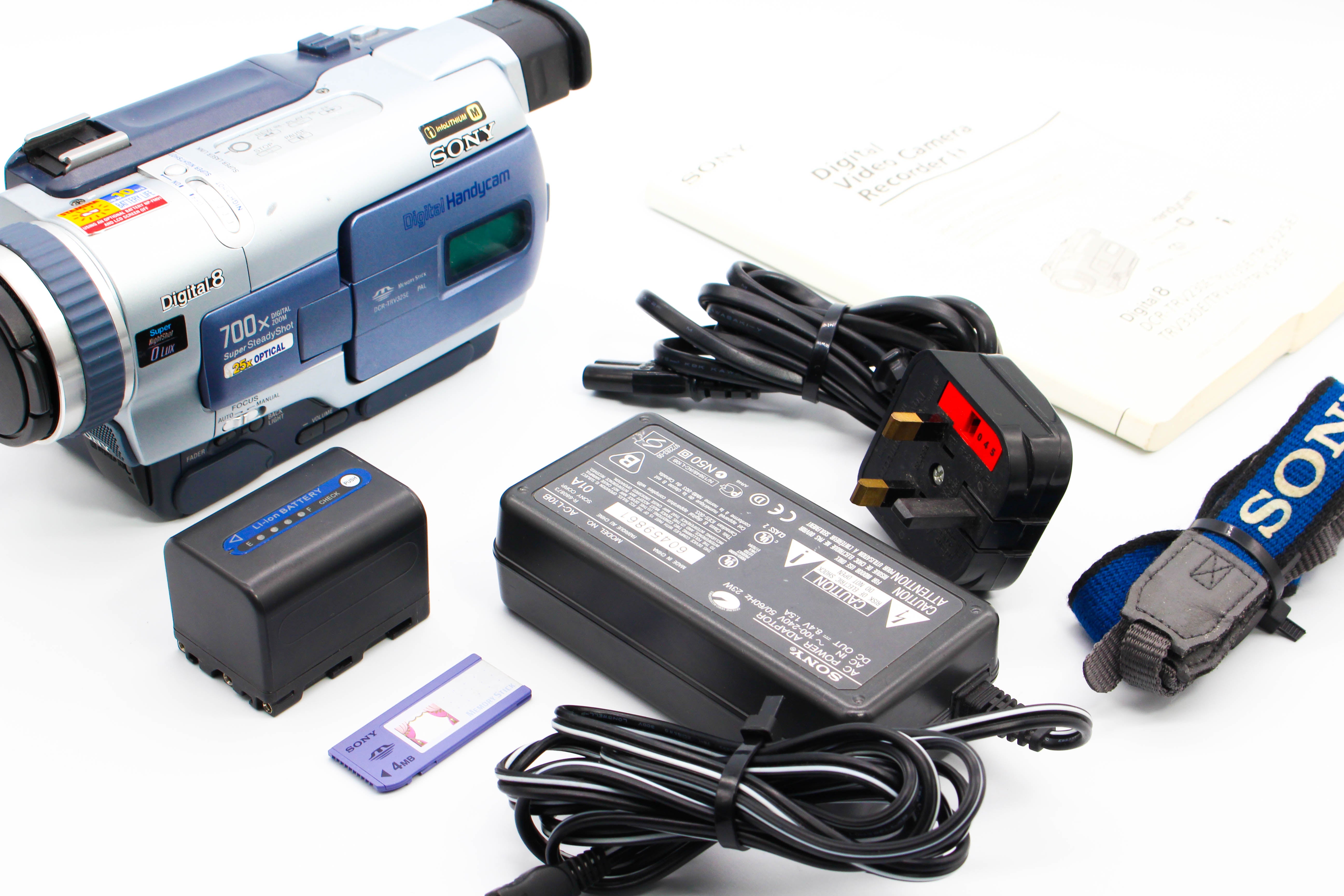 Sony DCR-TRV325E Digital8 Hi8 Video8 8mm Handycam Digital Video Camcorder - Tested Bundle