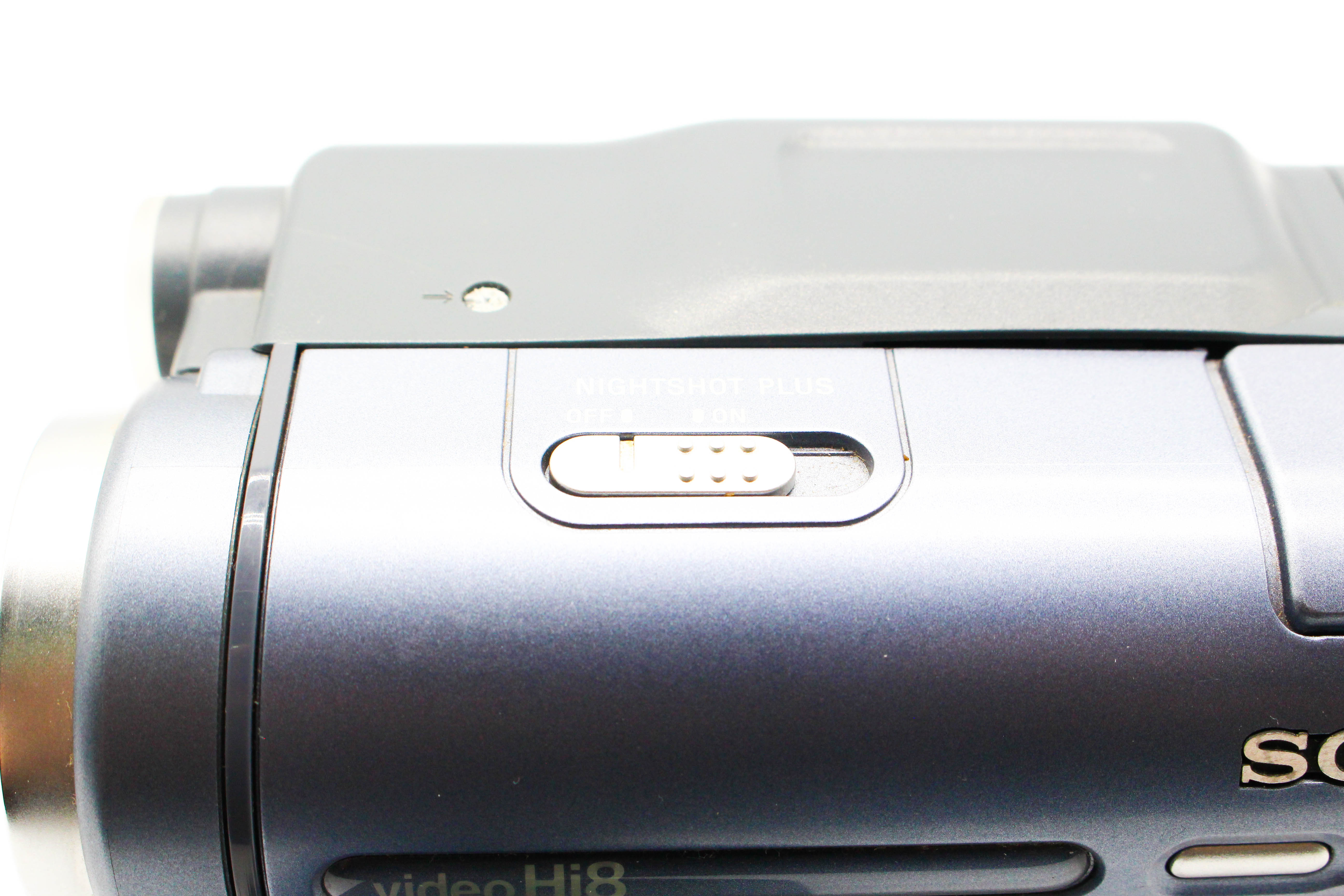 Sony CCD-TRV228E Hi8 Analog Camcorder Handycam Video Camera - Tested Bundle