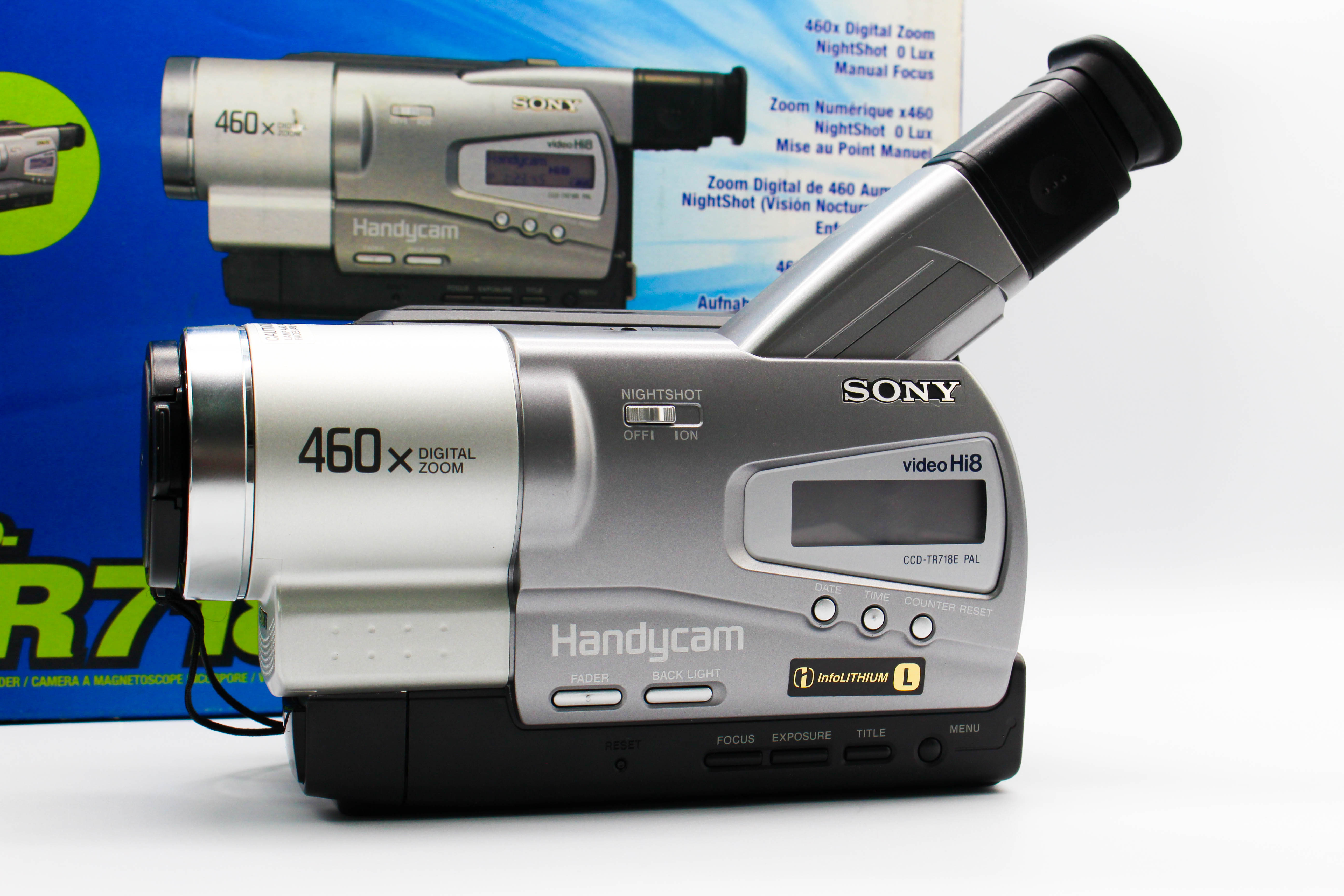 Sony CCD-TR718E Hi8 Analog Camcorder Handycam Video Camera - Tested Bundle Excellent