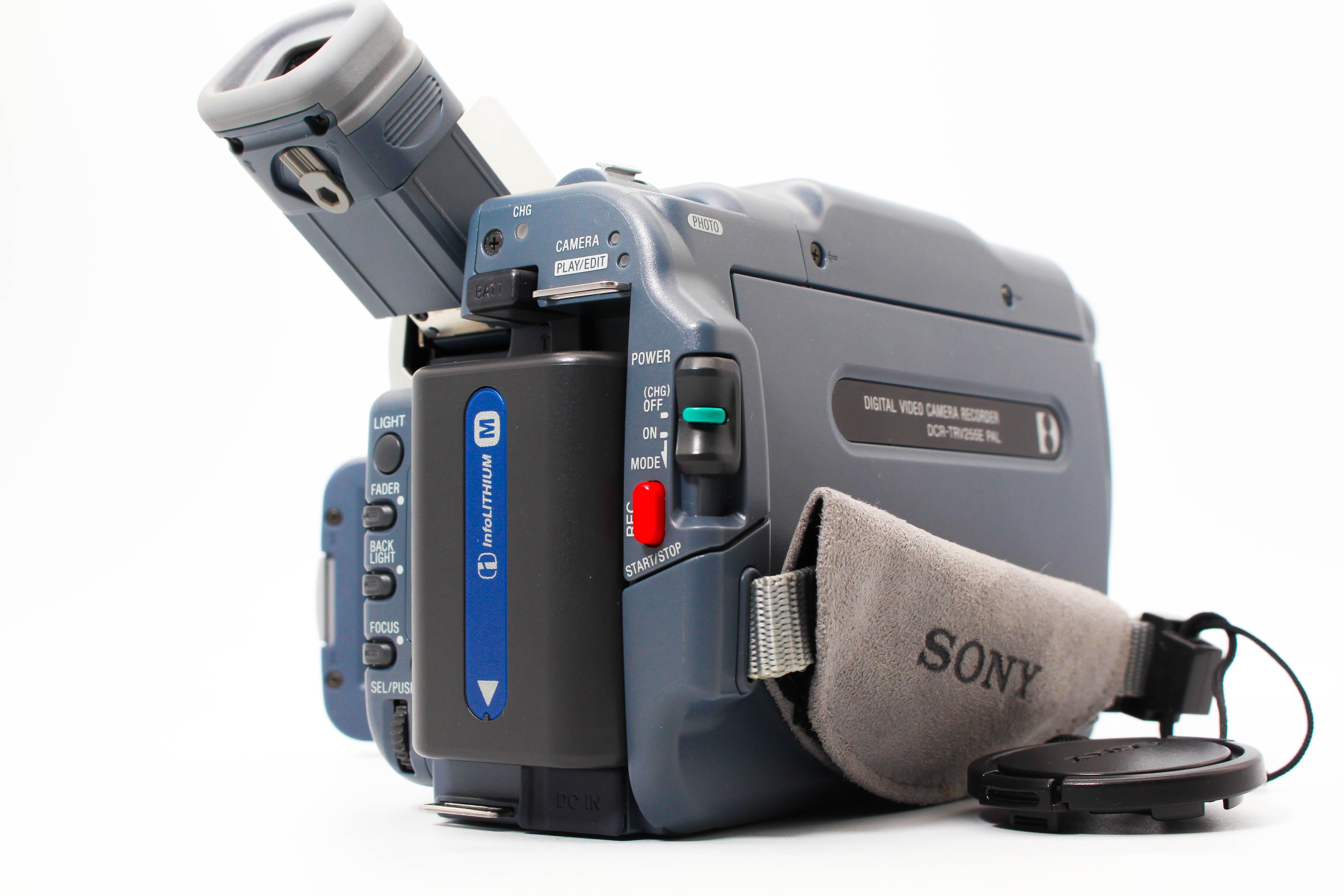 Sony DCR-TRV255E Digital8 Handycam Digital Video Camcorder Camera Handycam - Tested Bundle Excellent
