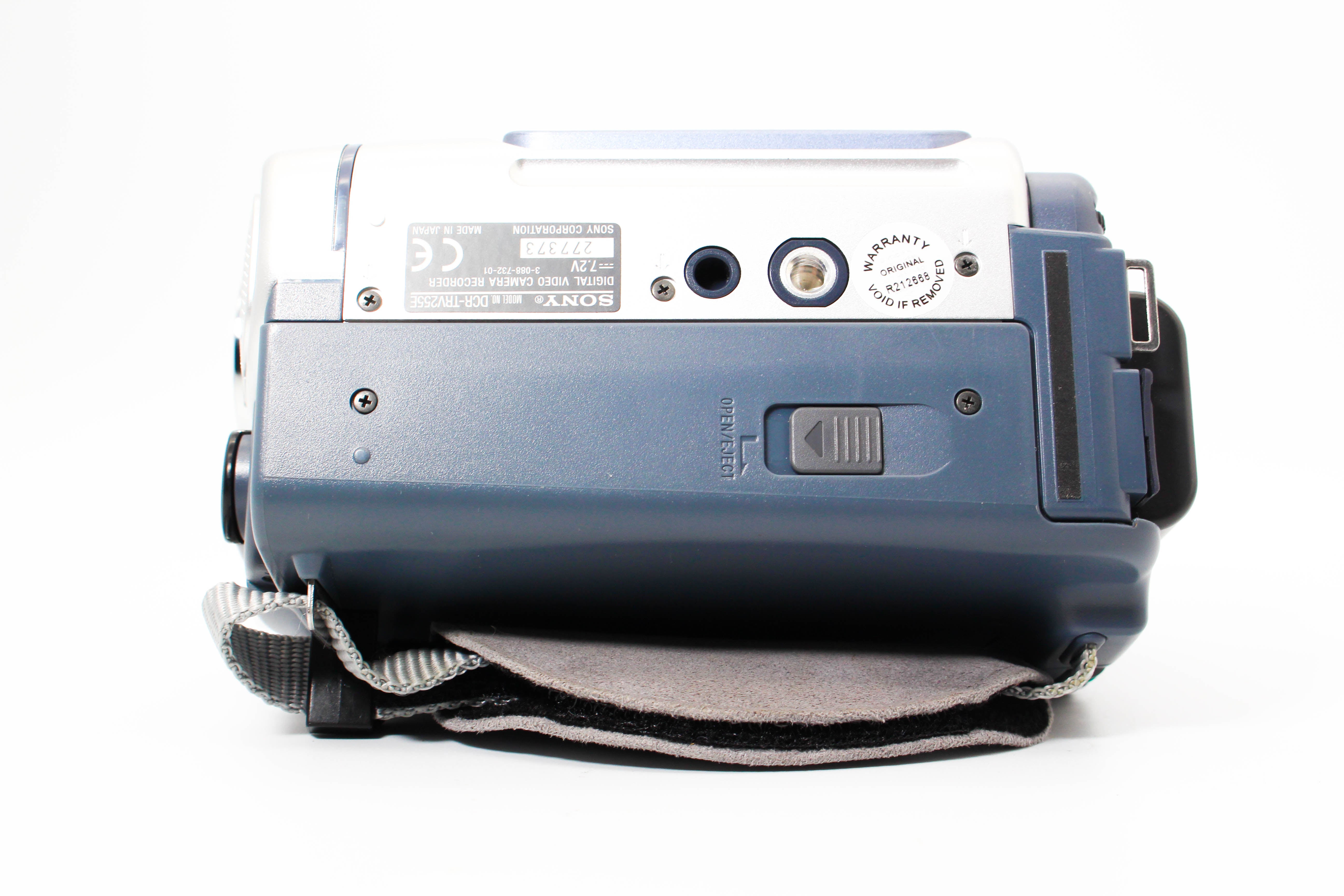 Sony DCR-TRV255E Digital8 Handycam Digital Video Camcorder Camera Handycam - Tested Bundle Excellent