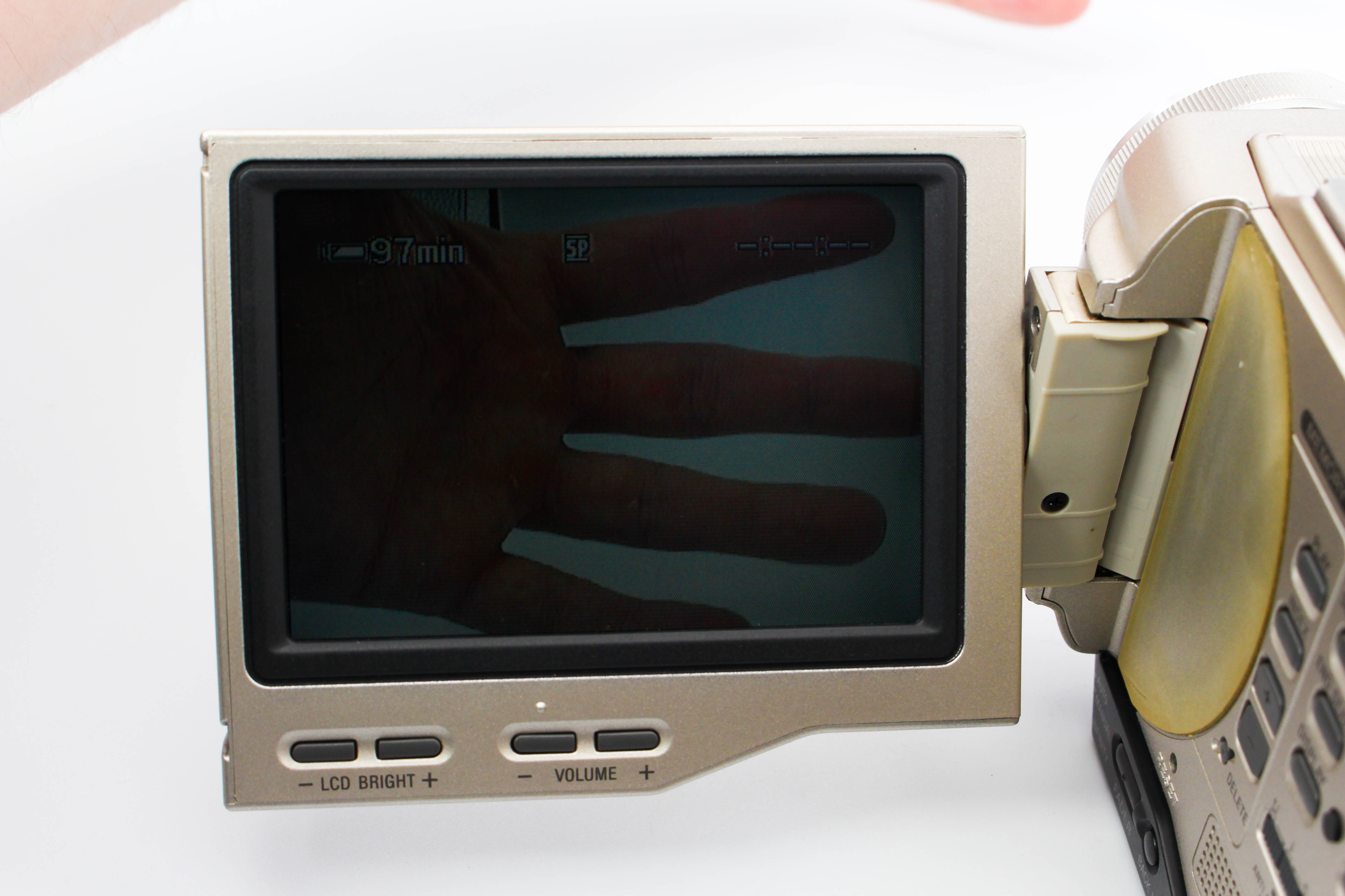 Sony DCR-TRV10E MiniDV Handycam Digital Video Camcorder Camcorder - Tested Bundle Excellent