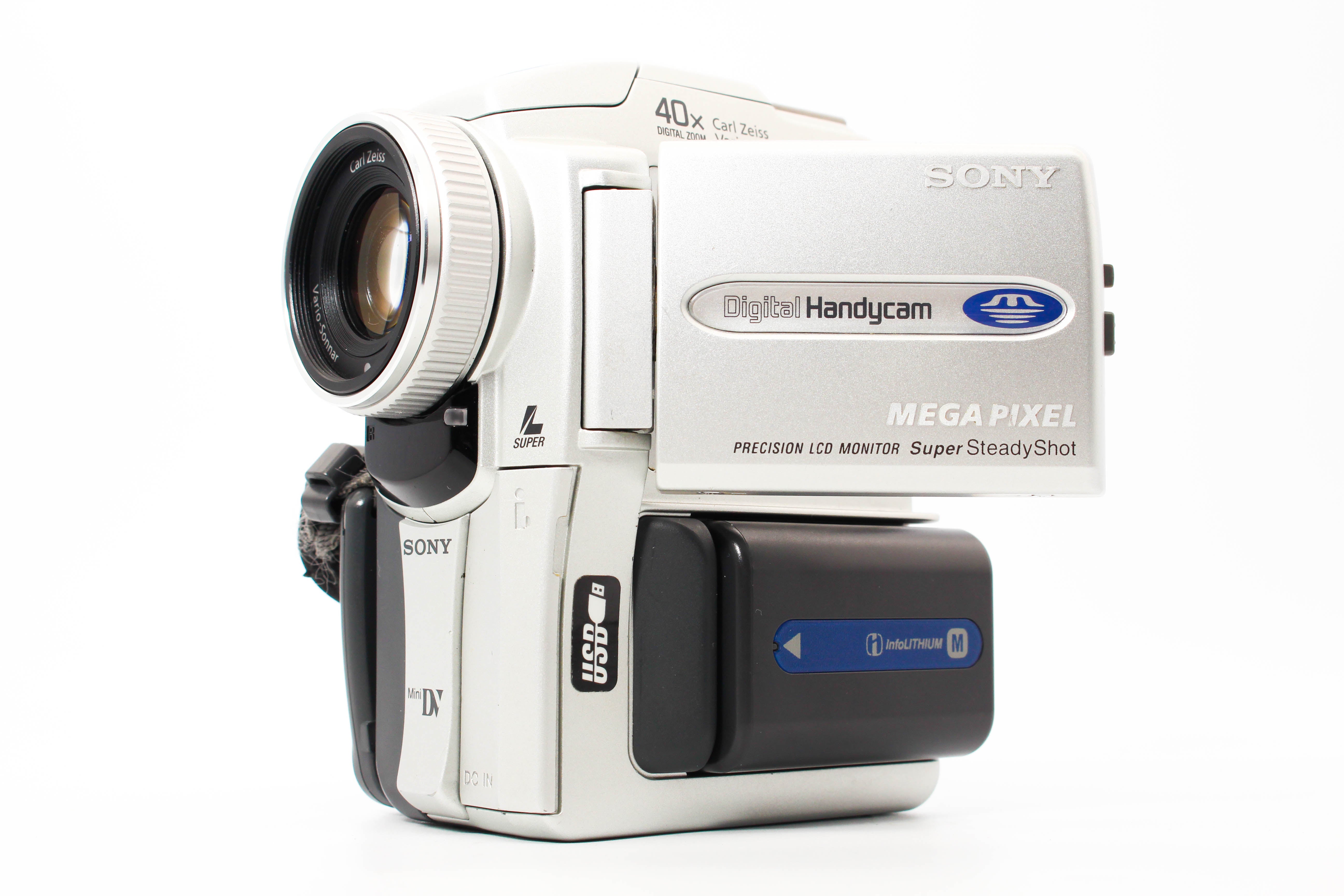 Sony DCR-PC110E MiniDV Handycam Digital Video Camera Camcorder - Tested Bundle Excellent