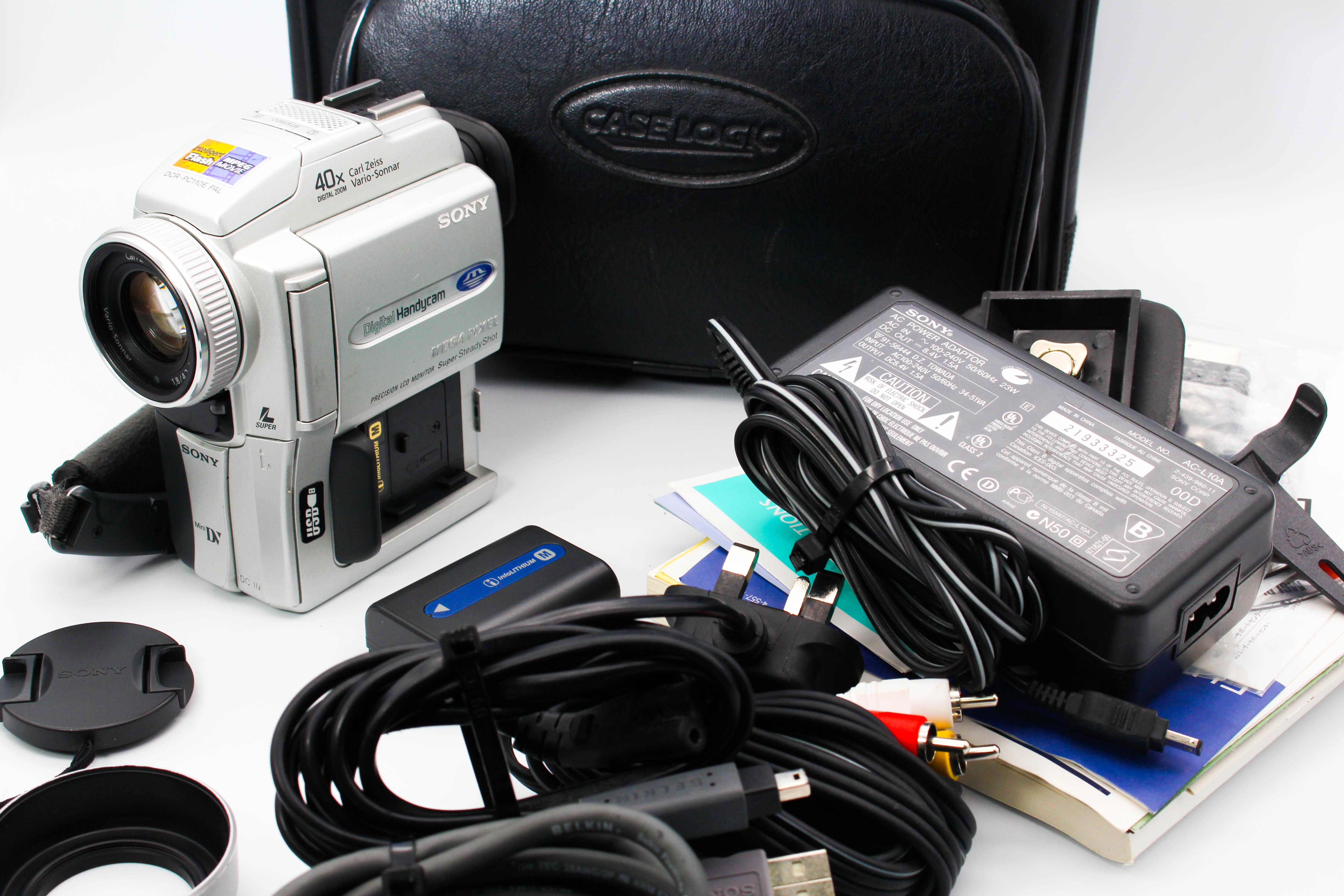 Sony DCR-PC110E MiniDV Handycam Digital Video Camera Camcorder - Tested Bundle Excellent