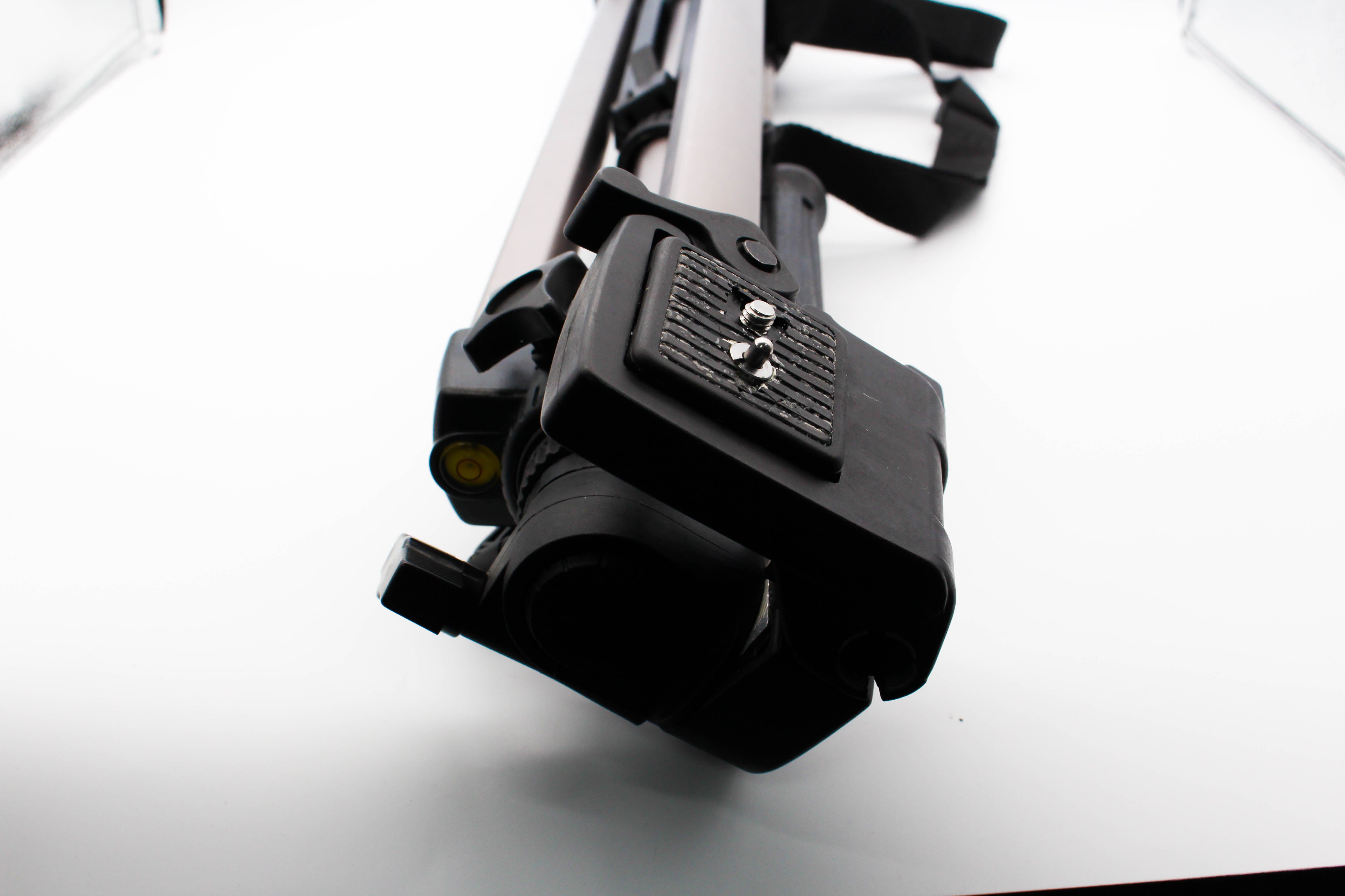 Jessops Atlantic 325 Tripod For Camera Camcorder - Tested Bundle