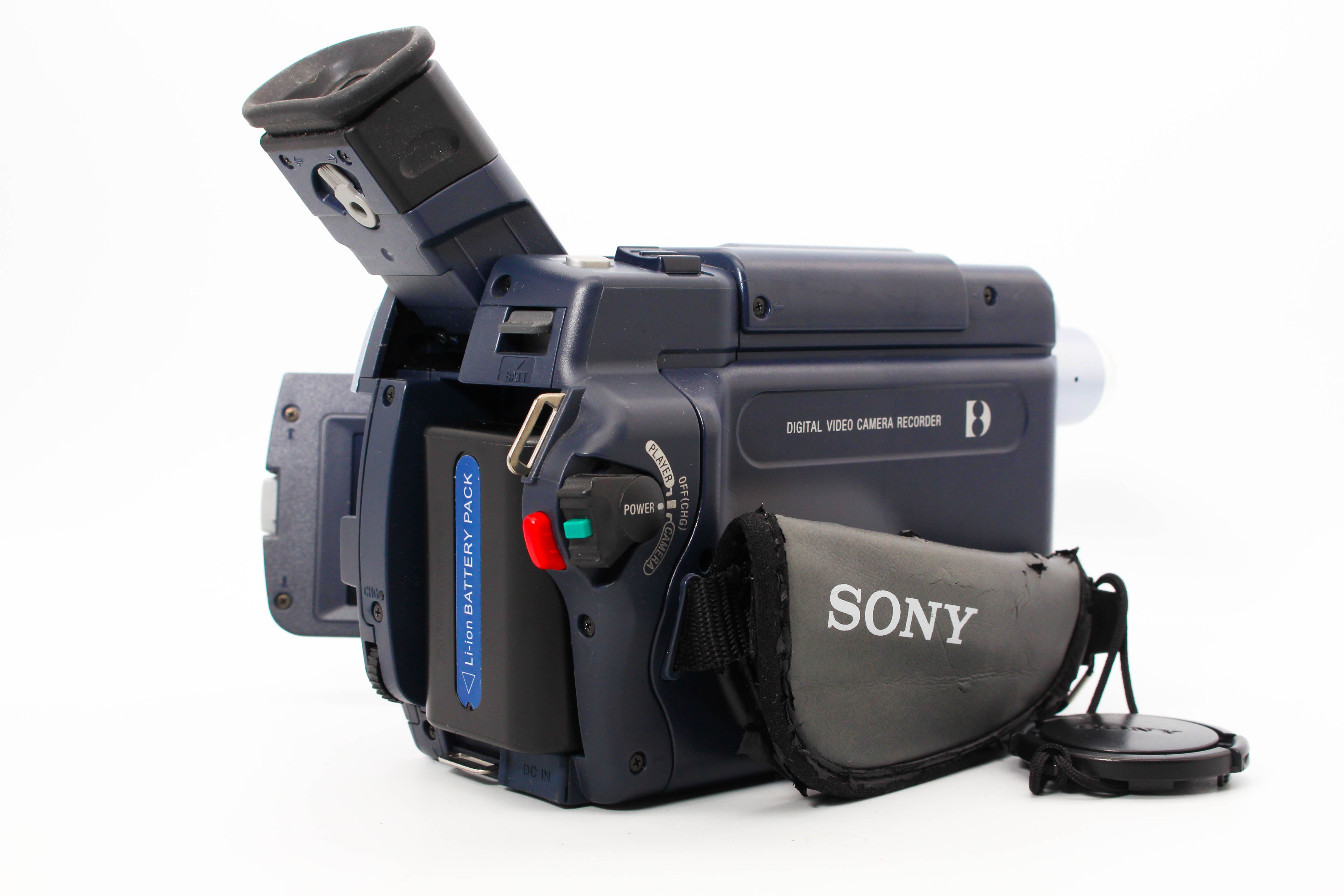 Sony DCR-TRV245E Handycam Digital8 Hi8 Camcorder Digital Video Camera - Tested Bundle Excellent