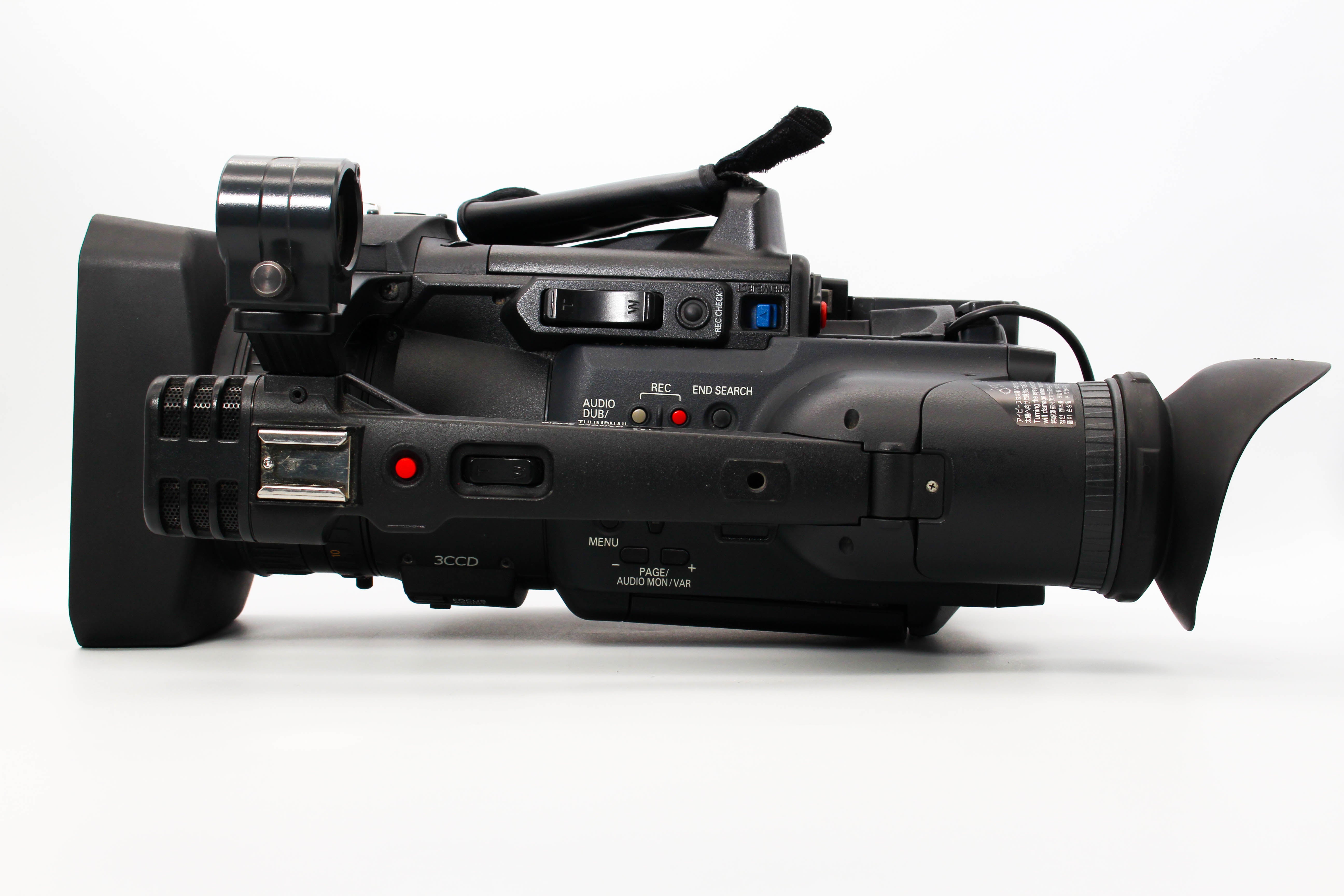 Panasonic AG-HVX200E MiniDV P2 HD Digital Video Camera Camcorder