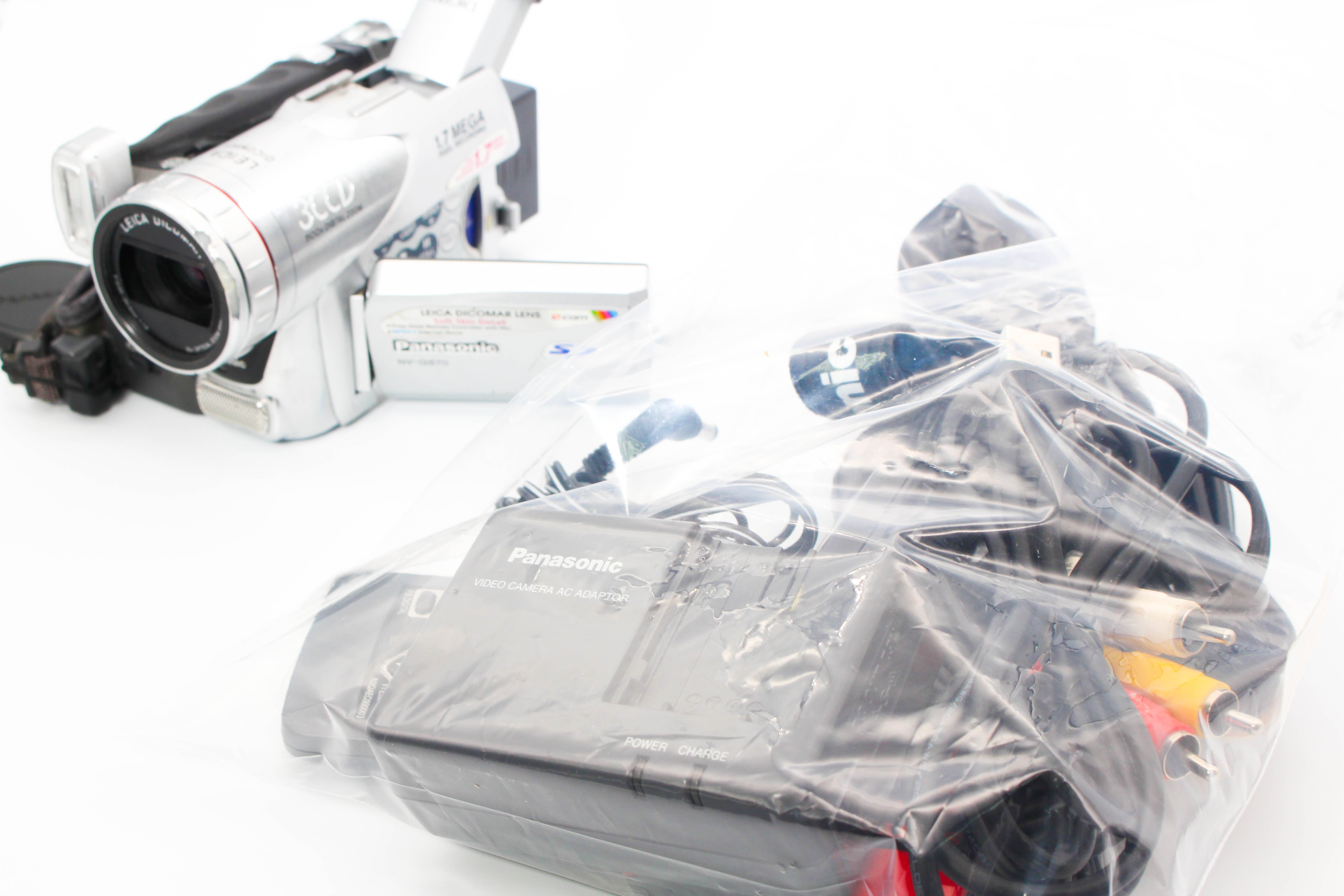 Panasonic NV-GS70 MiniDV Handycam Digital Video Camera Camcorder Tested Bundle Good