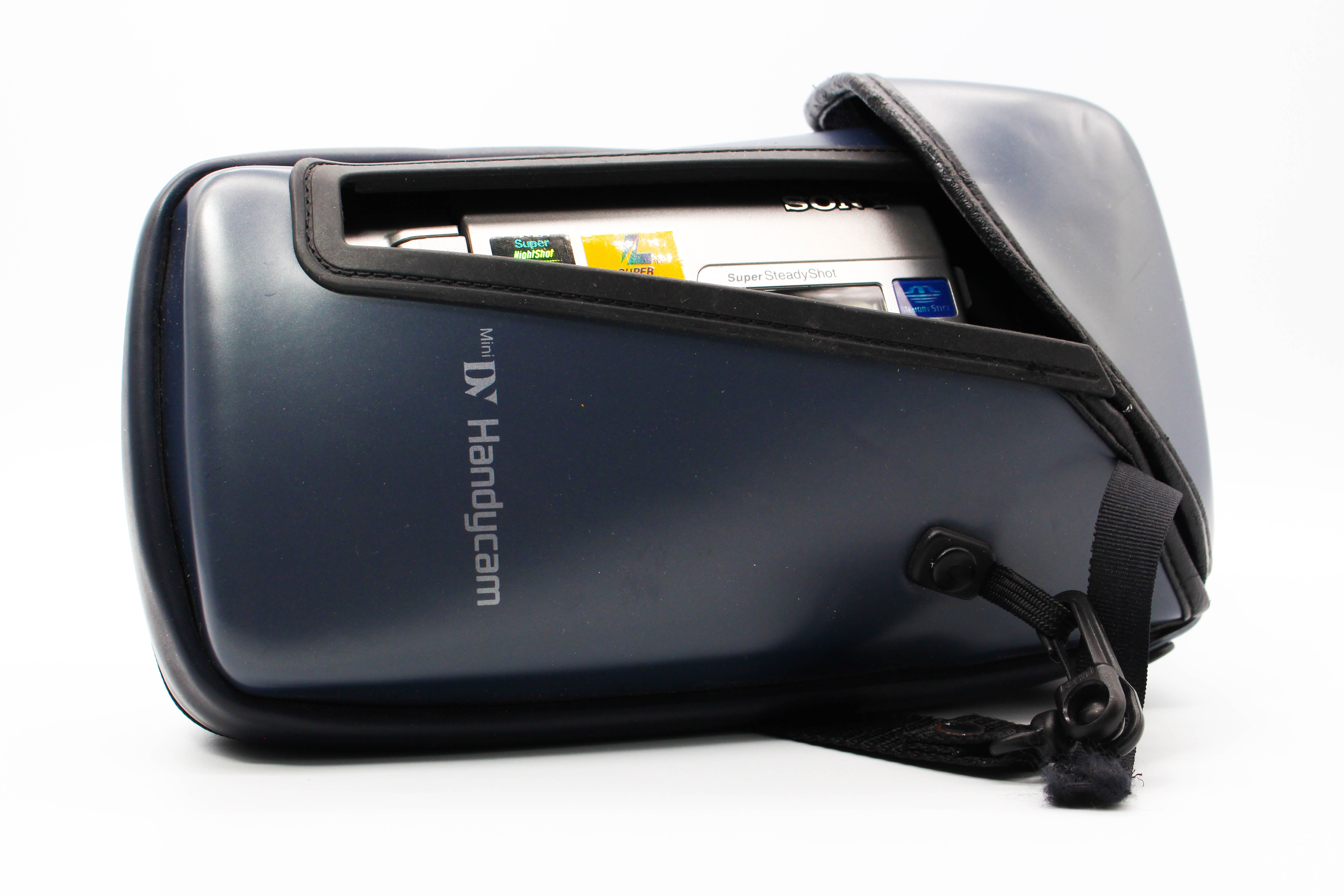 Sony DCR-TRV11E MiniDV Handheld Digital Video Camera Camcorder - Tested Bundle Excellent