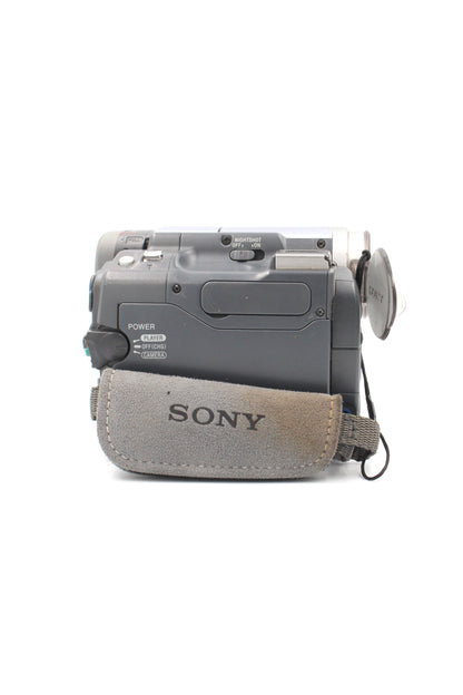 Sony DCR-TRV14E MiniDV Video Camcorder