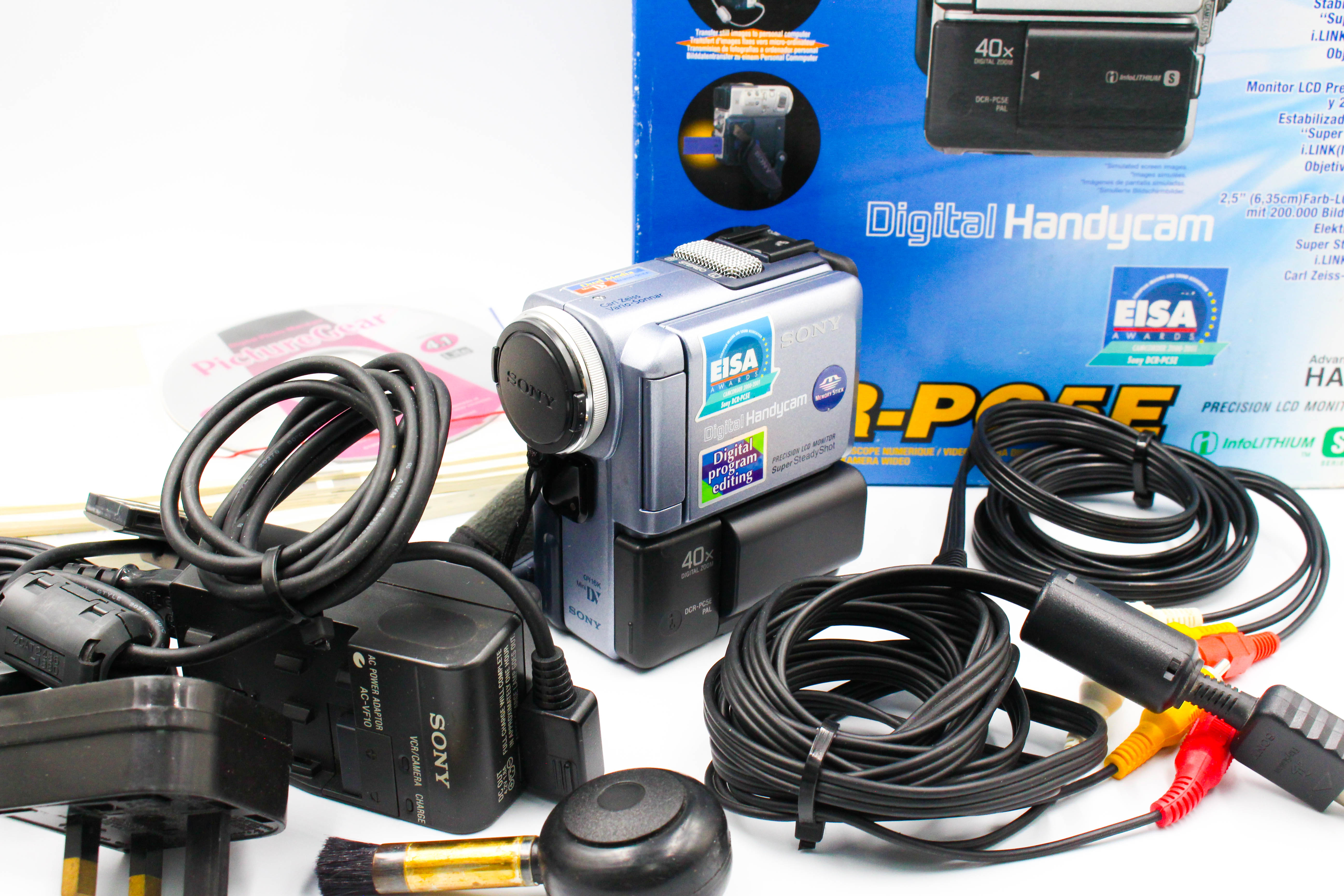 Sony DCR-PC5E MiniDV Tape Digital Video Camcorder Camera